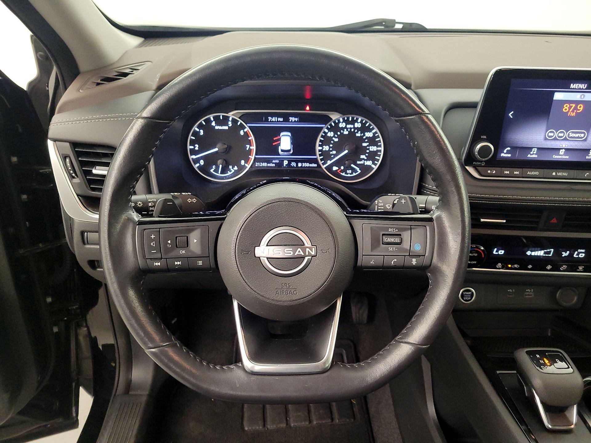 Thumbnail: 2023 Nissan Rogue - 10