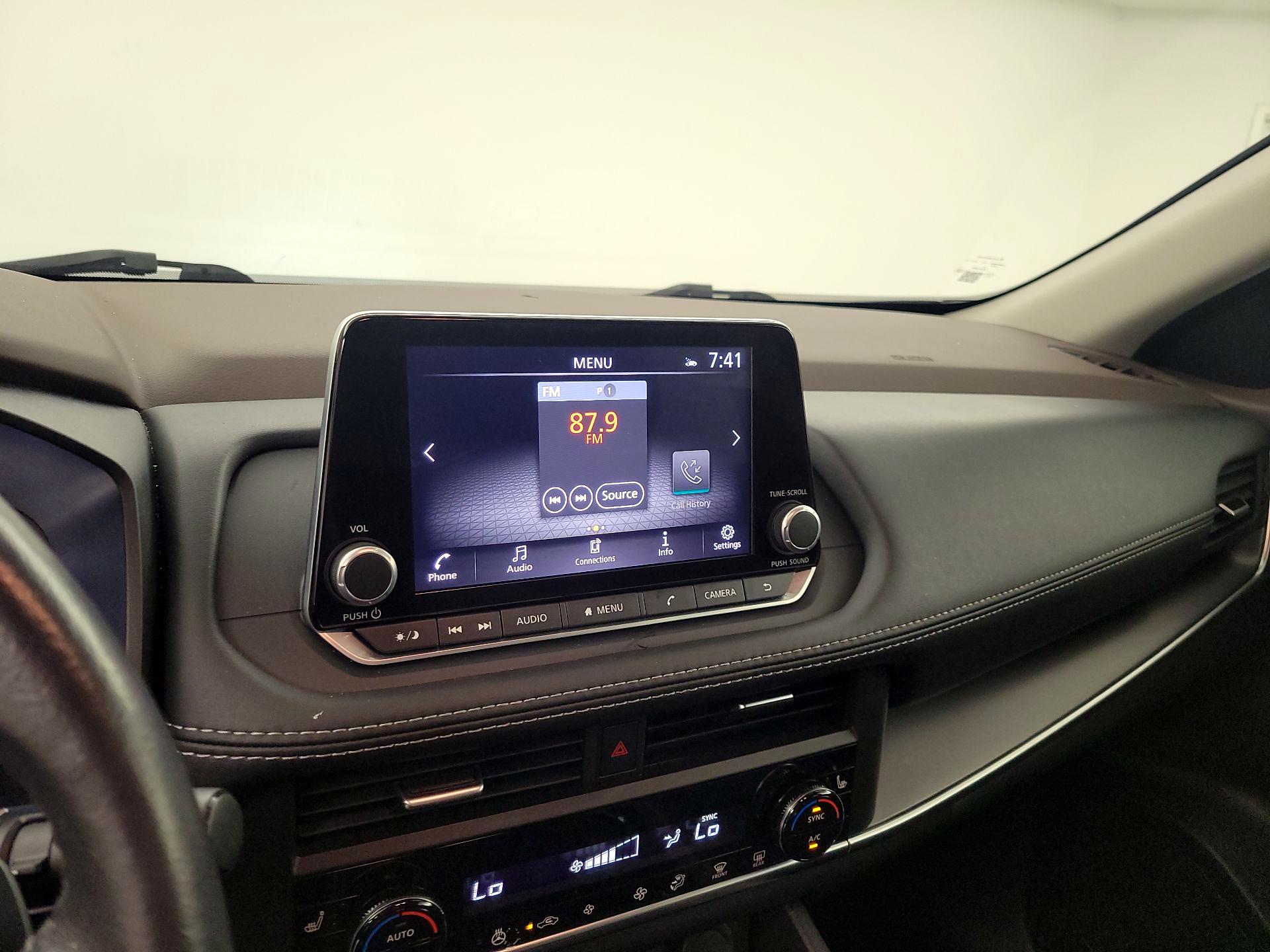 Thumbnail: 2023 Nissan Rogue - 15