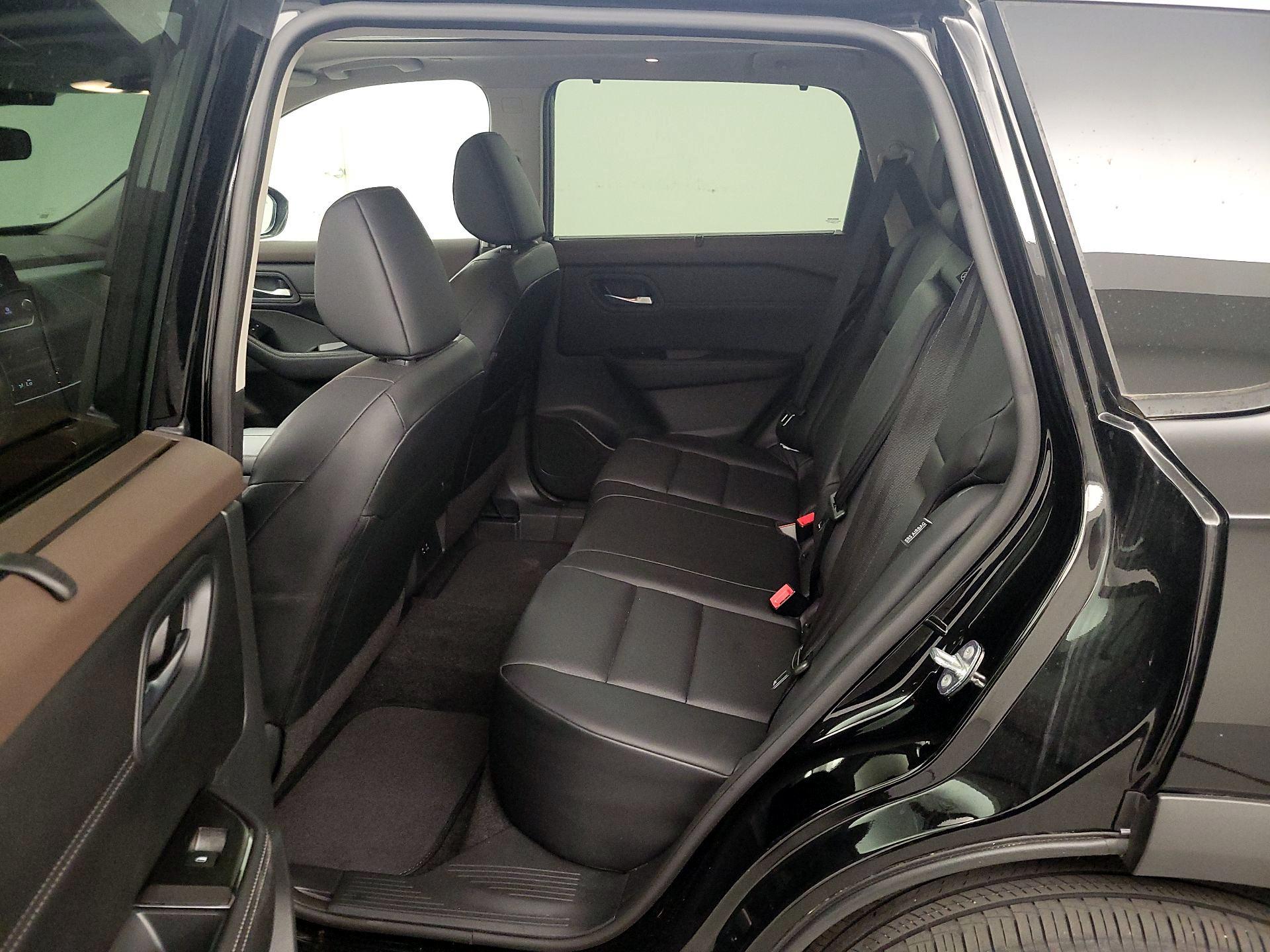 Thumbnail: 2023 Nissan Rogue - 20