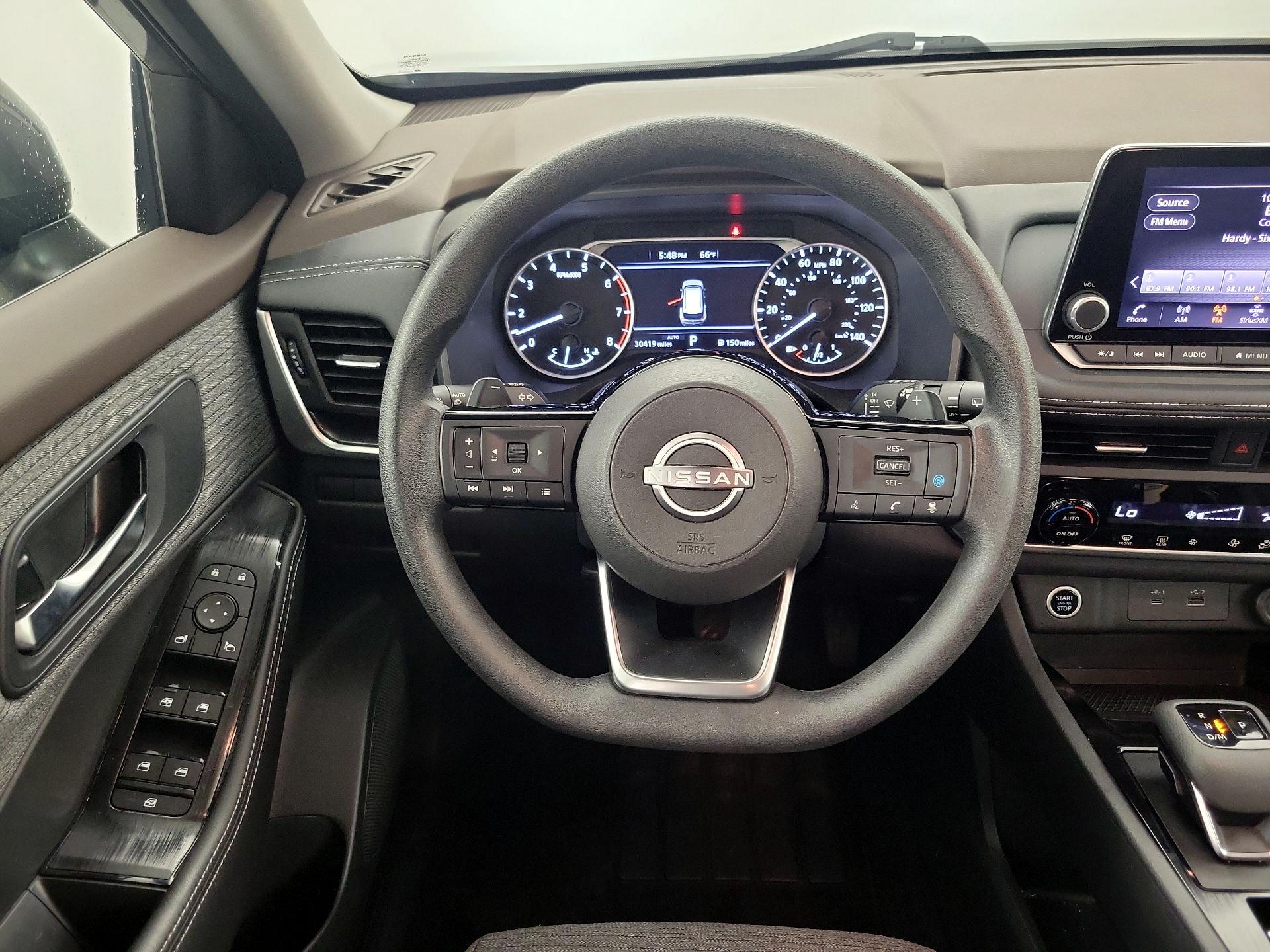 Thumbnail: 2023 Nissan Rogue - 10