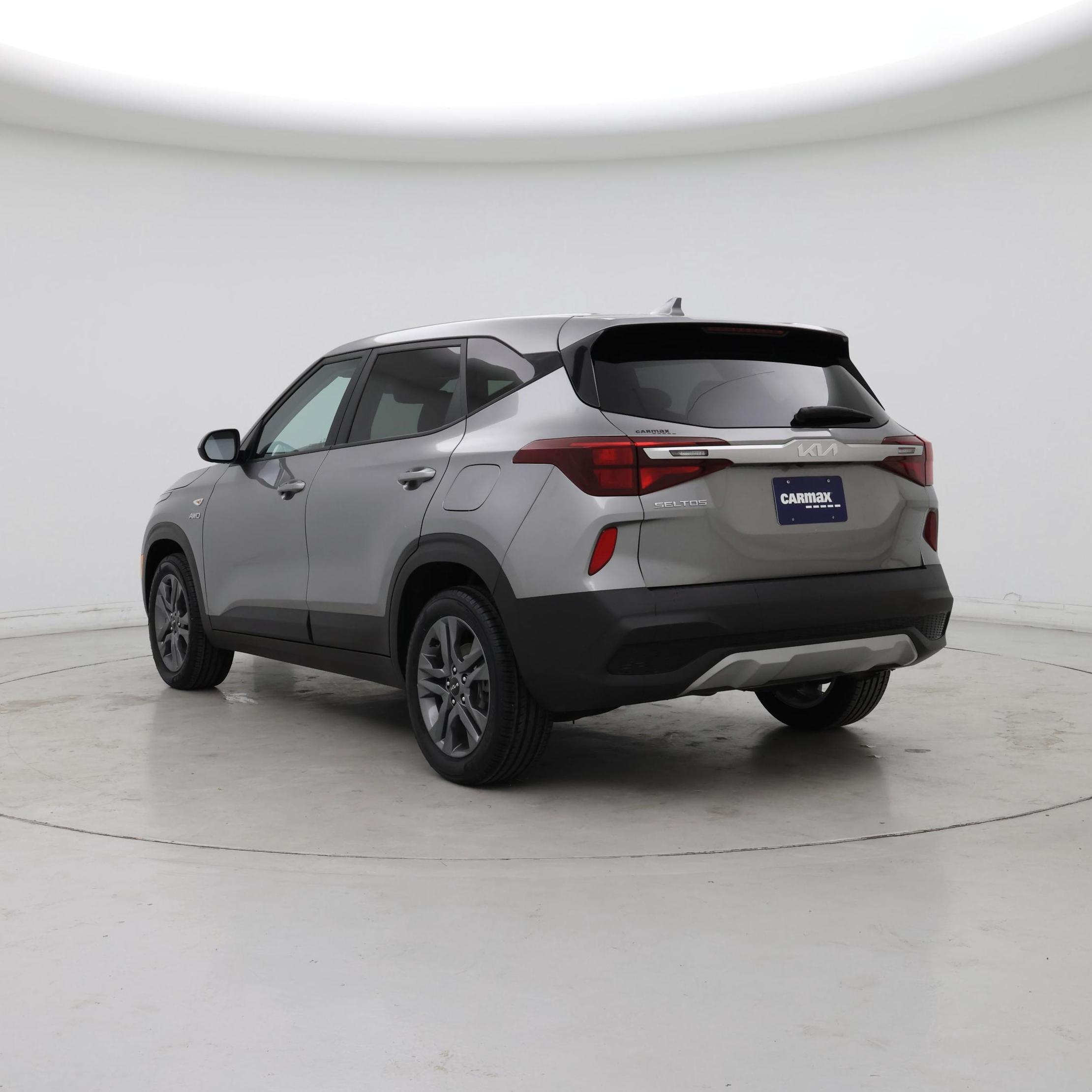 Thumbnail: 2023 Kia Seltos - 2