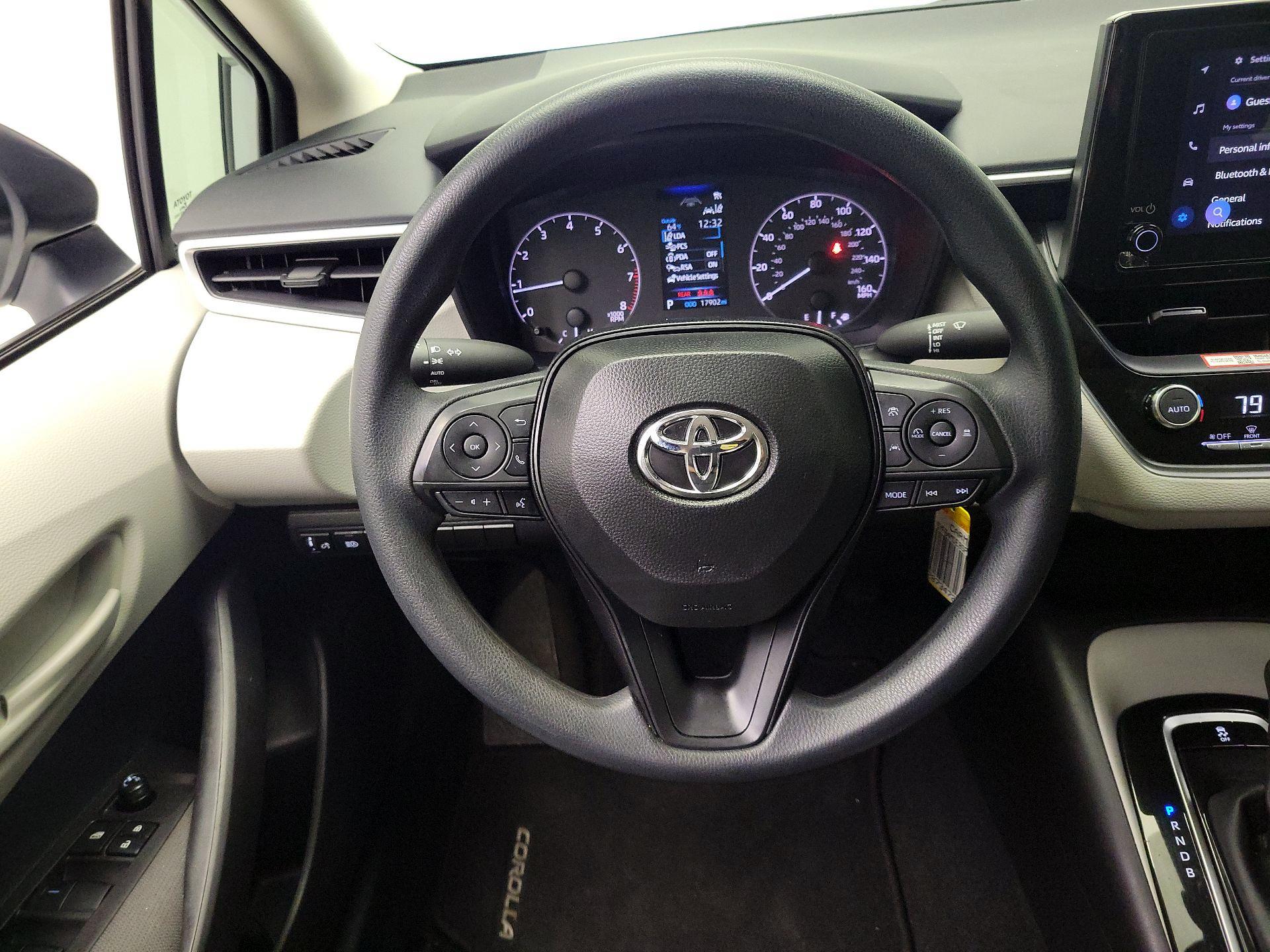 Thumbnail: 2025 Toyota Corolla - 10