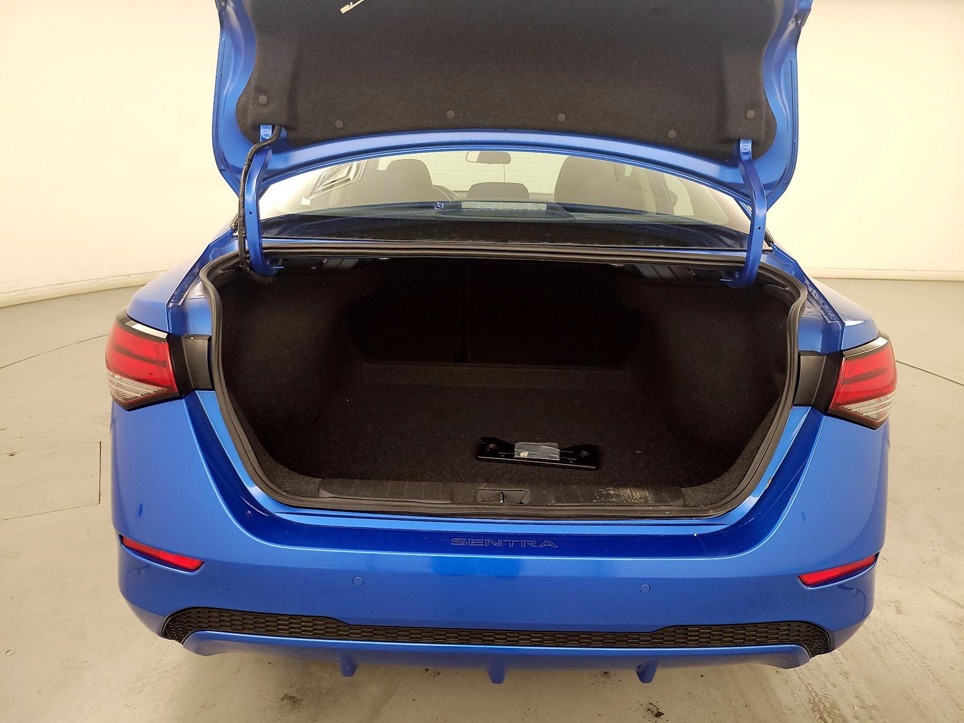 Thumbnail: 2023 Nissan Sentra - 20