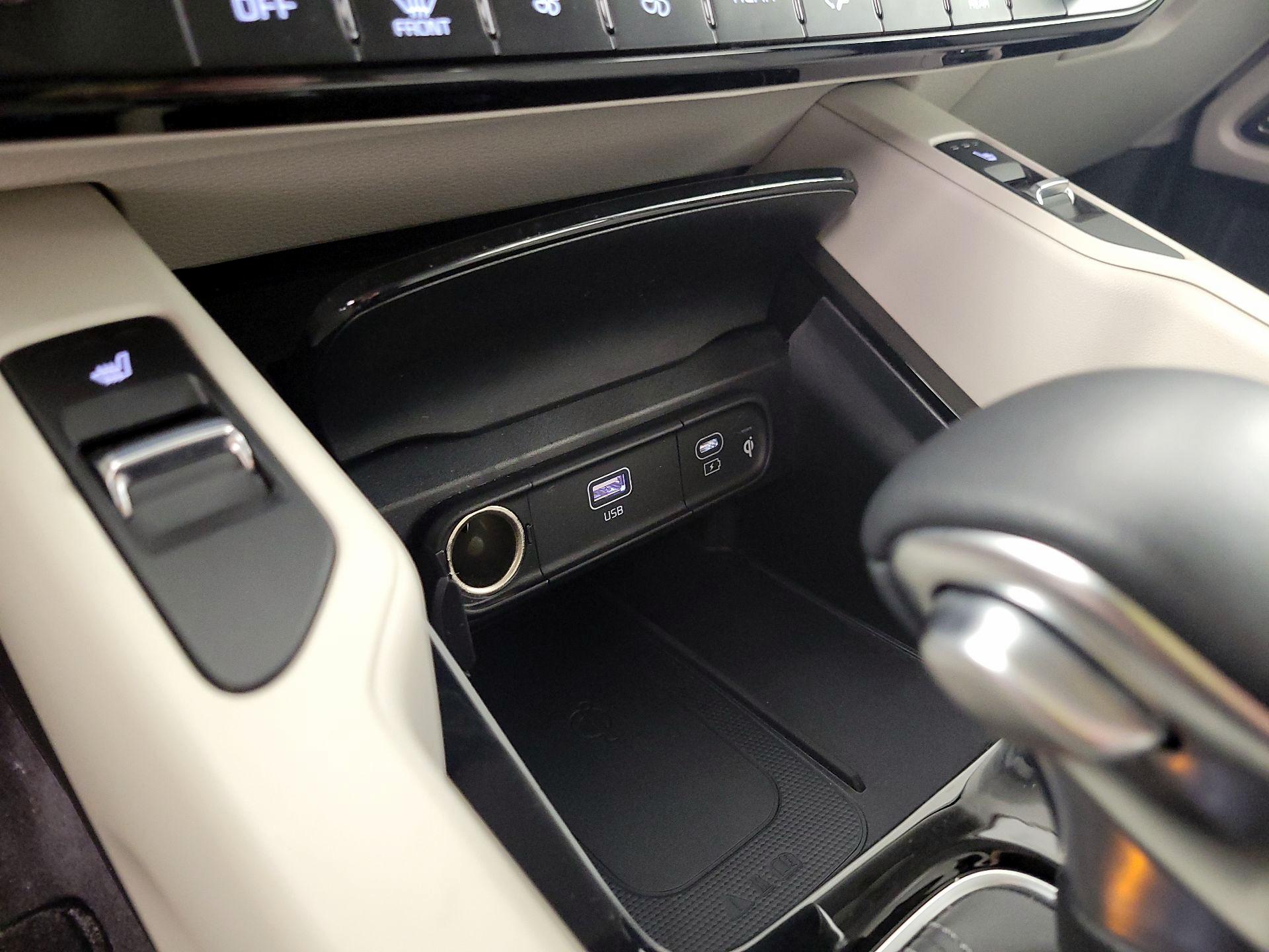 Thumbnail: 2025 Kia Telluride - 19