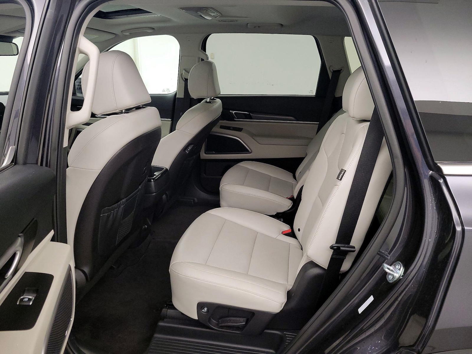 2025 Kia Telluride S - Photo 22