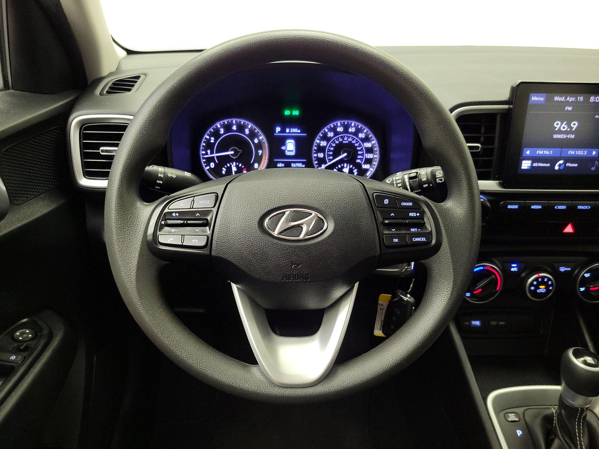 Thumbnail: 2022 Hyundai Venue - 10