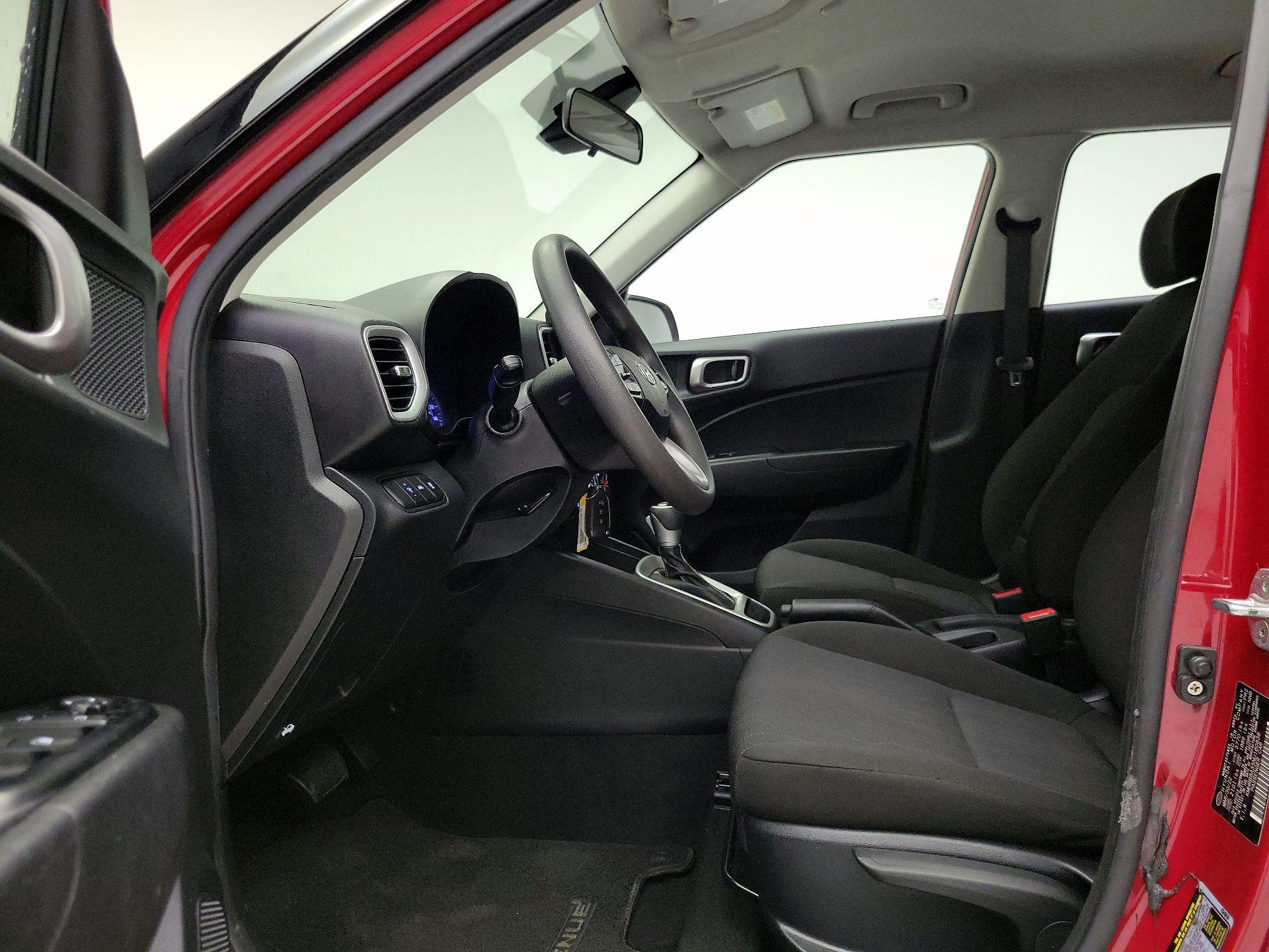 Thumbnail: 2022 Hyundai Venue - 11