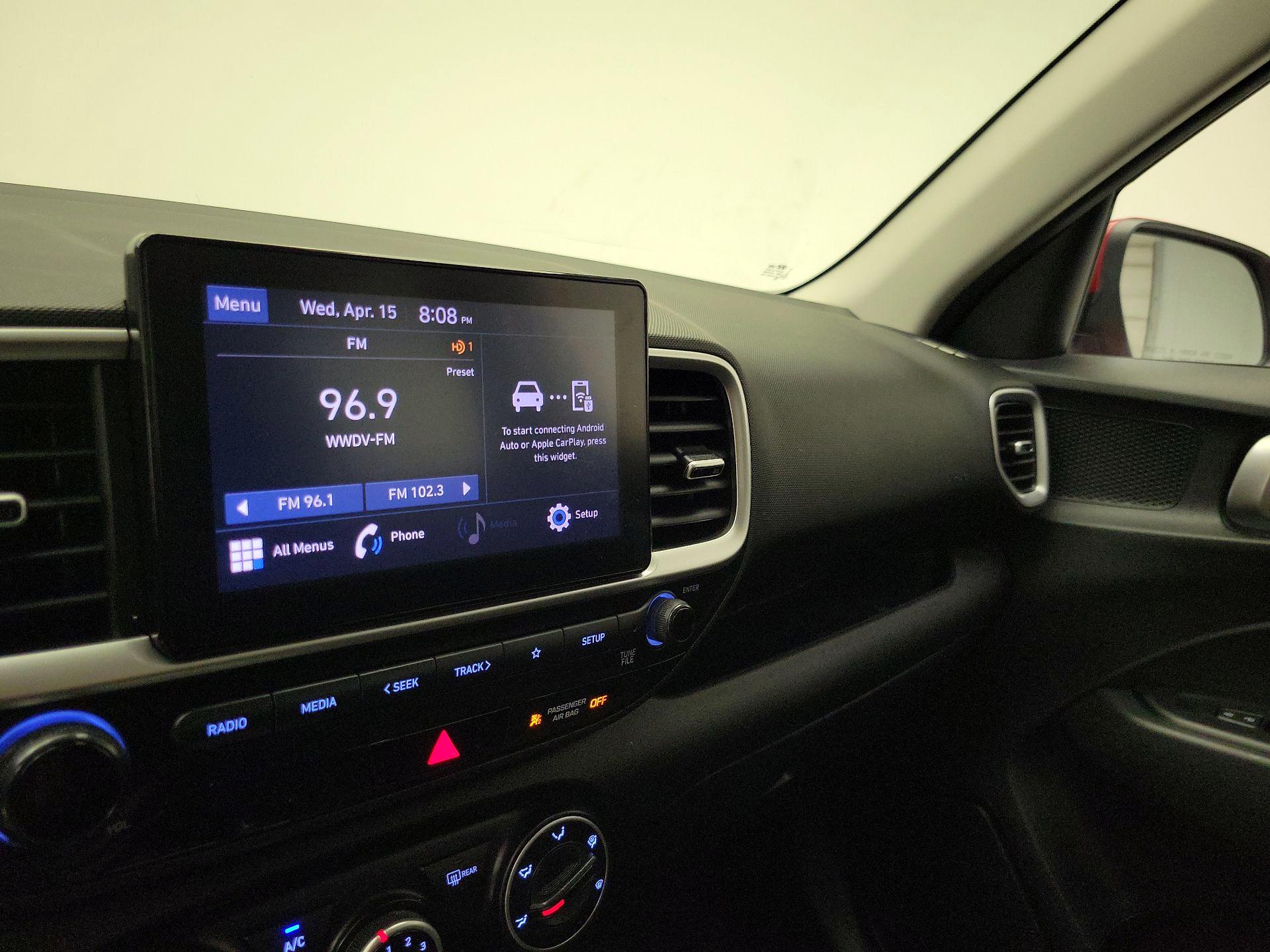 Thumbnail: 2022 Hyundai Venue - 15