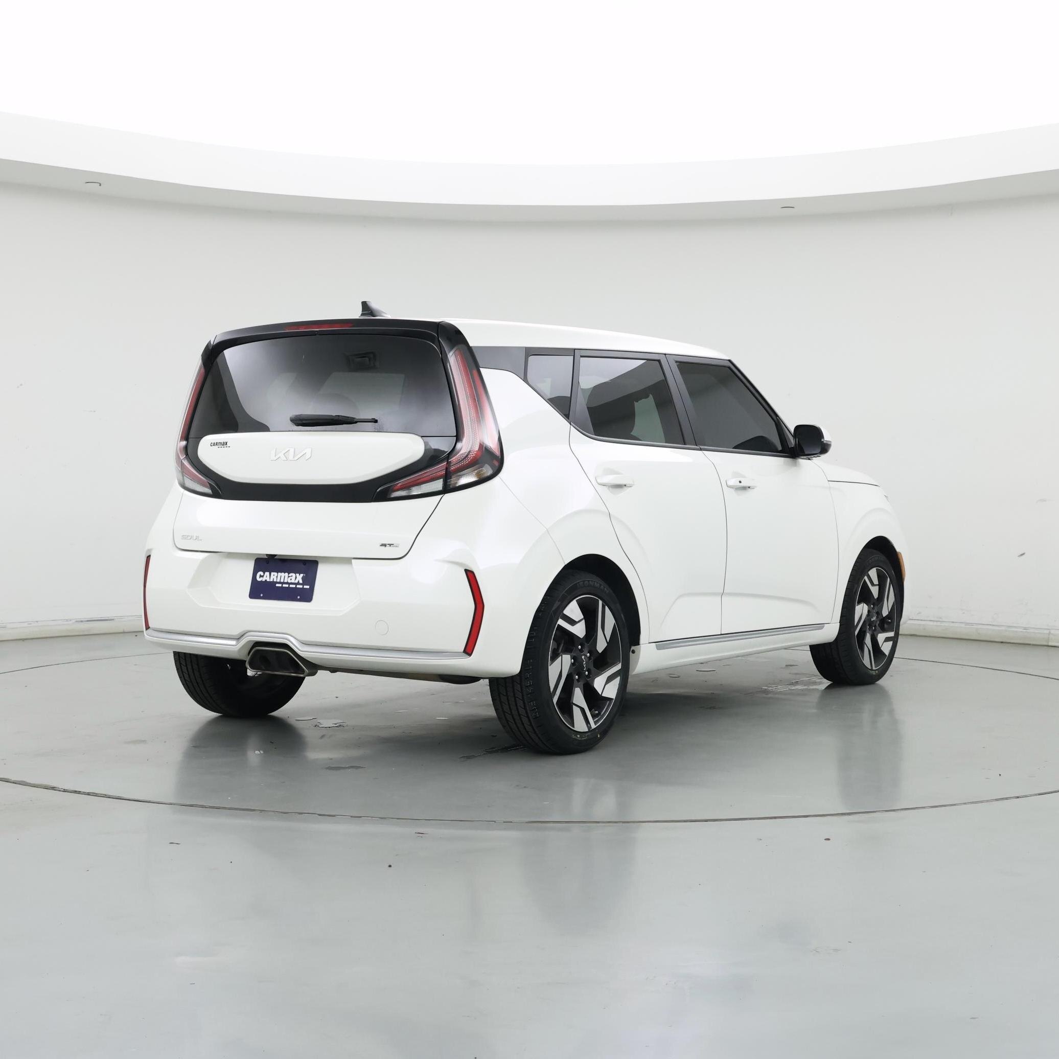Thumbnail: 2023 Kia Soul - 8