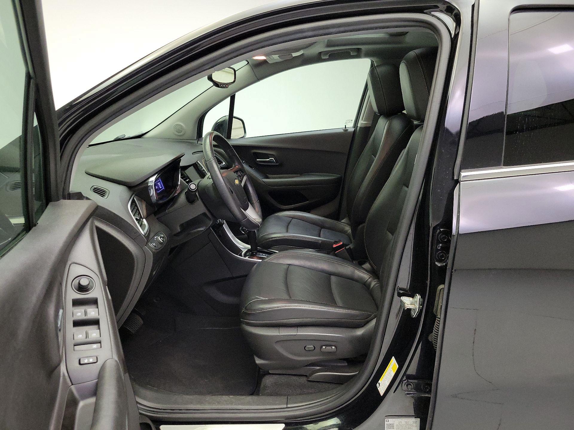 Thumbnail: 2020 Chevrolet Trax - 11