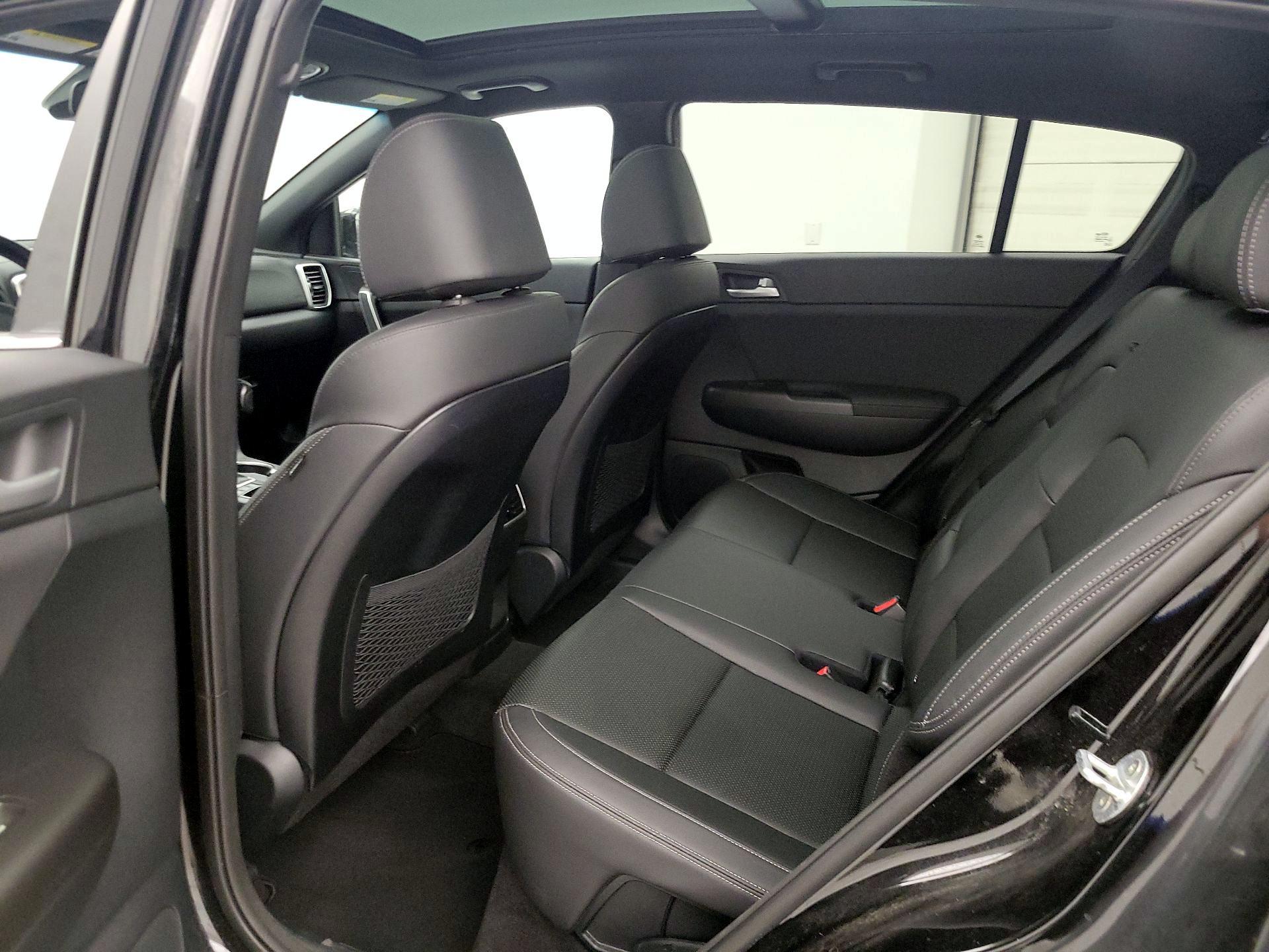 Thumbnail: 2022 Kia Sportage - 20