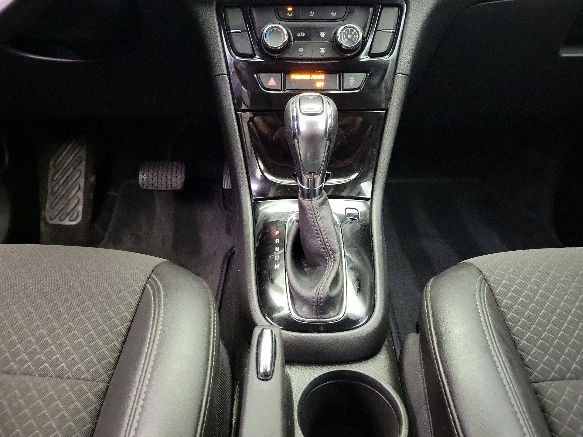 Thumbnail: 2020 Buick Encore - 17