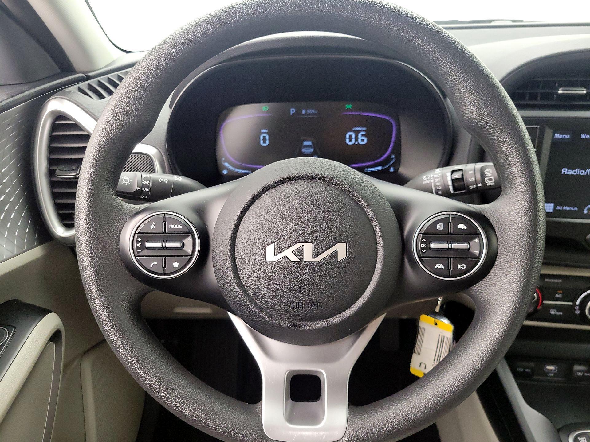 Thumbnail: 2023 Kia Soul - 10