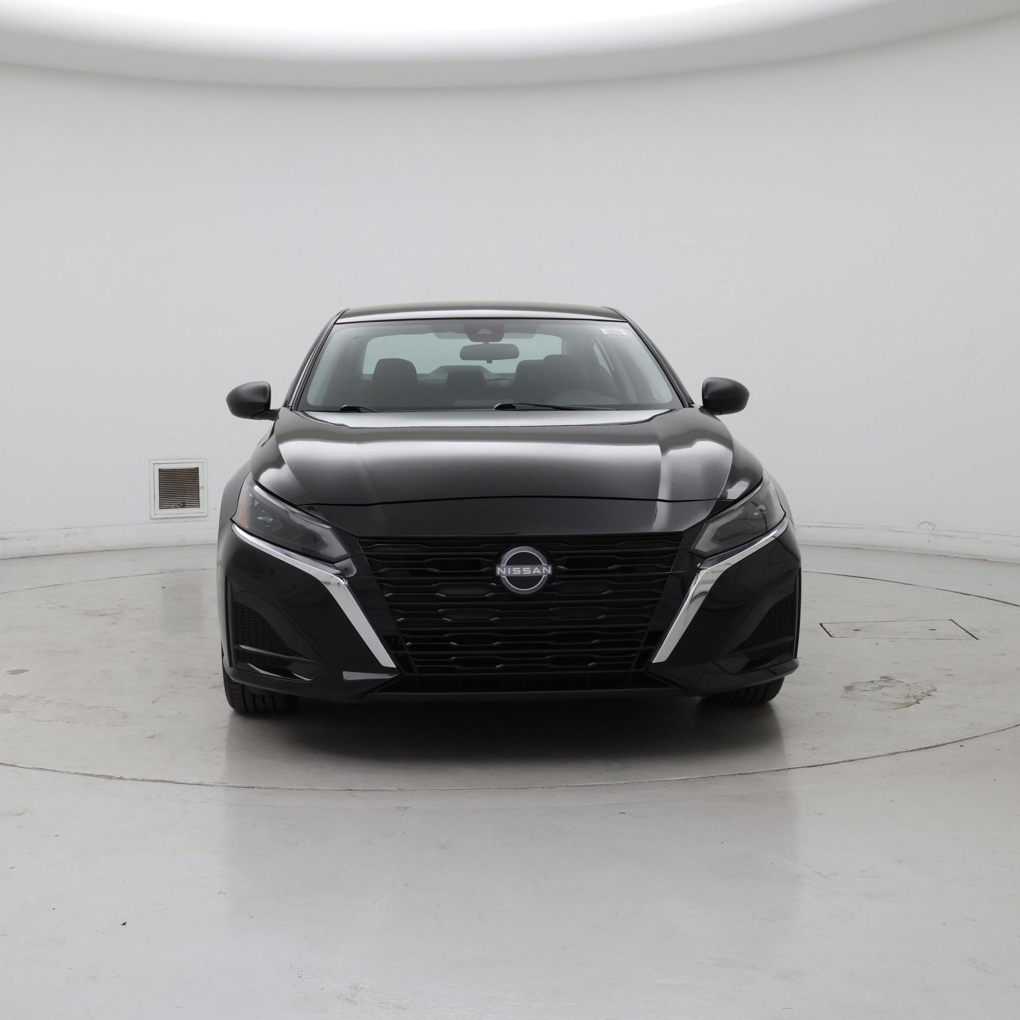 Thumbnail: 2024 Nissan Altima - 5