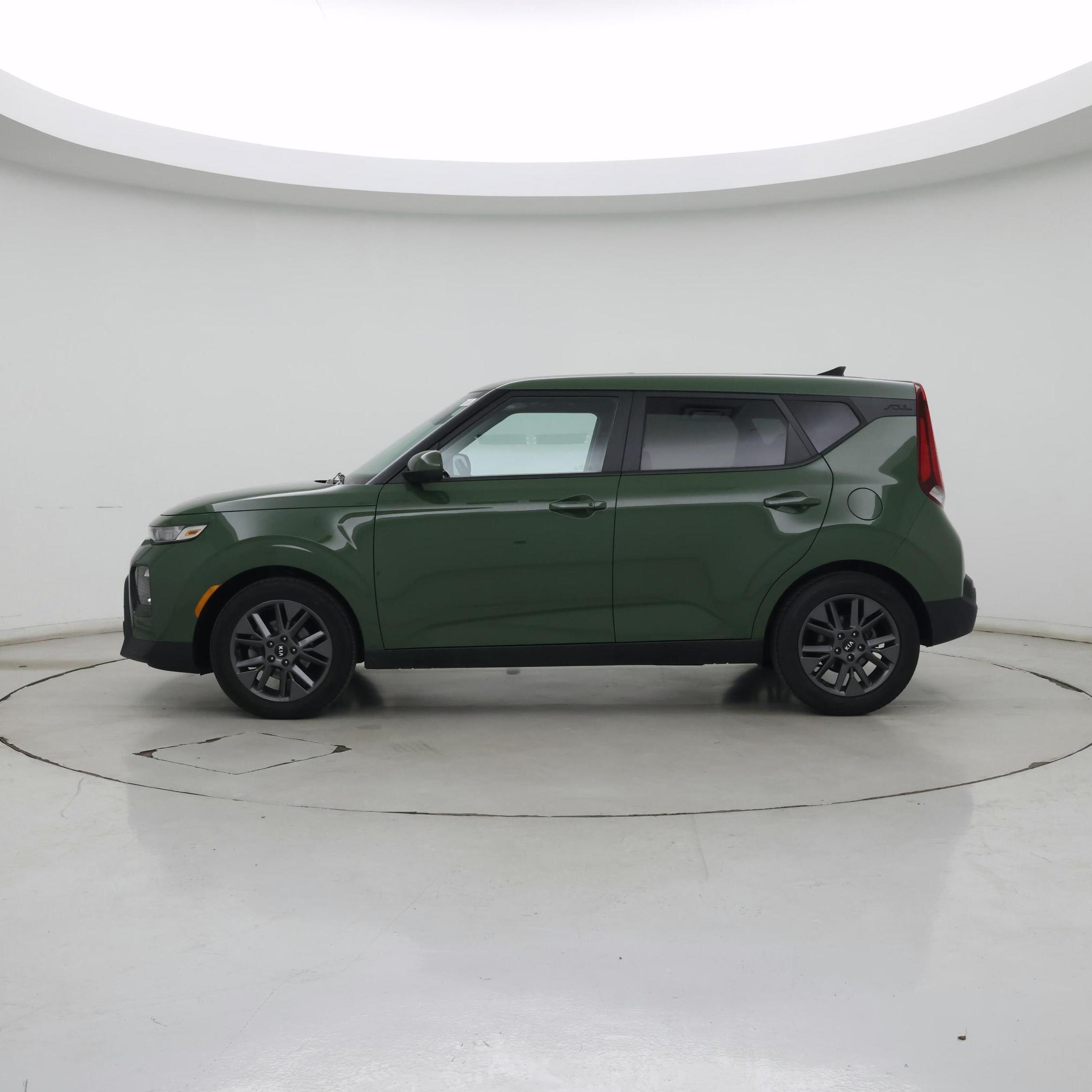 Thumbnail: 2021 Kia Soul - 3