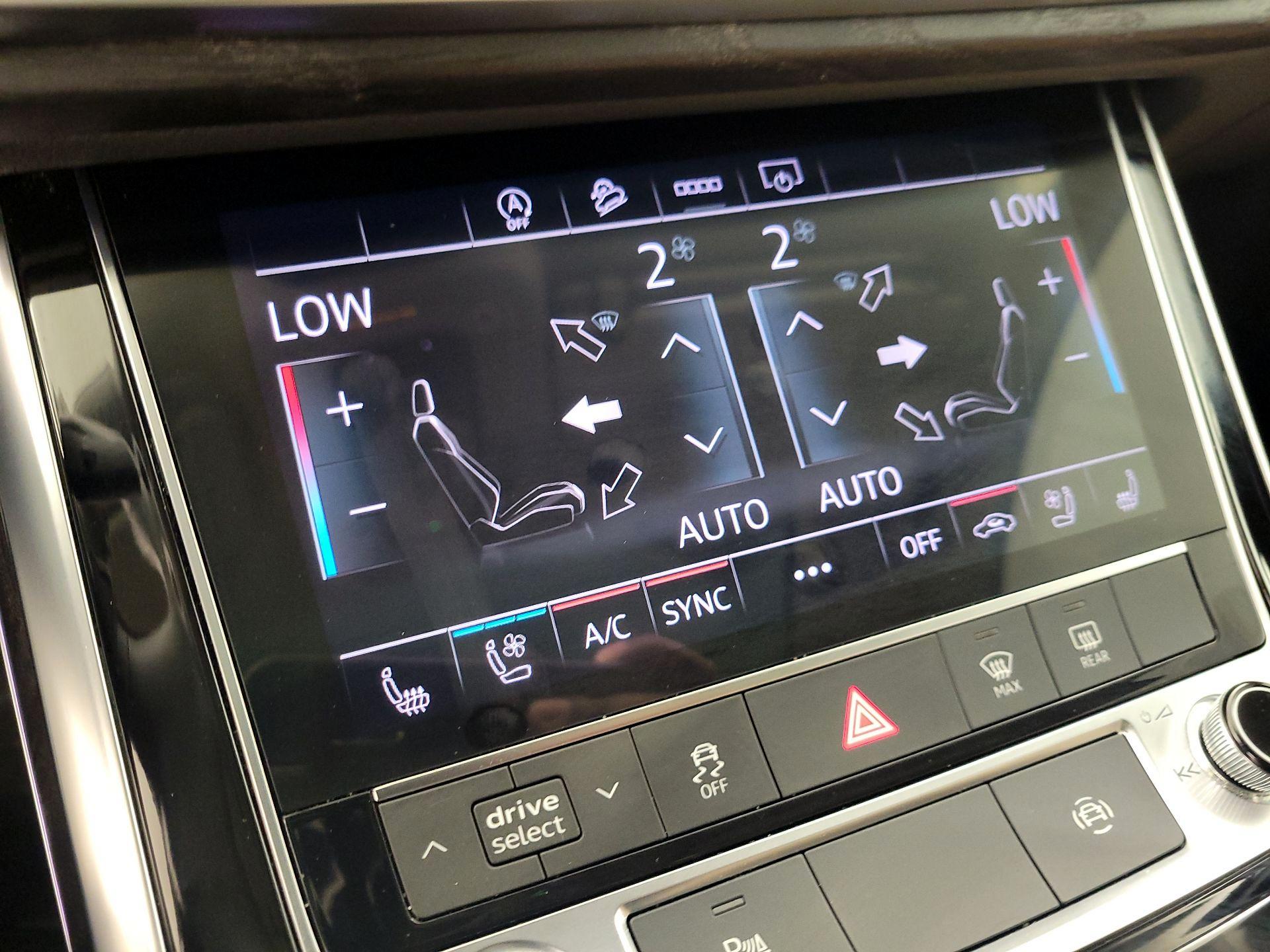 Thumbnail: 2025 Audi Q7 - 17