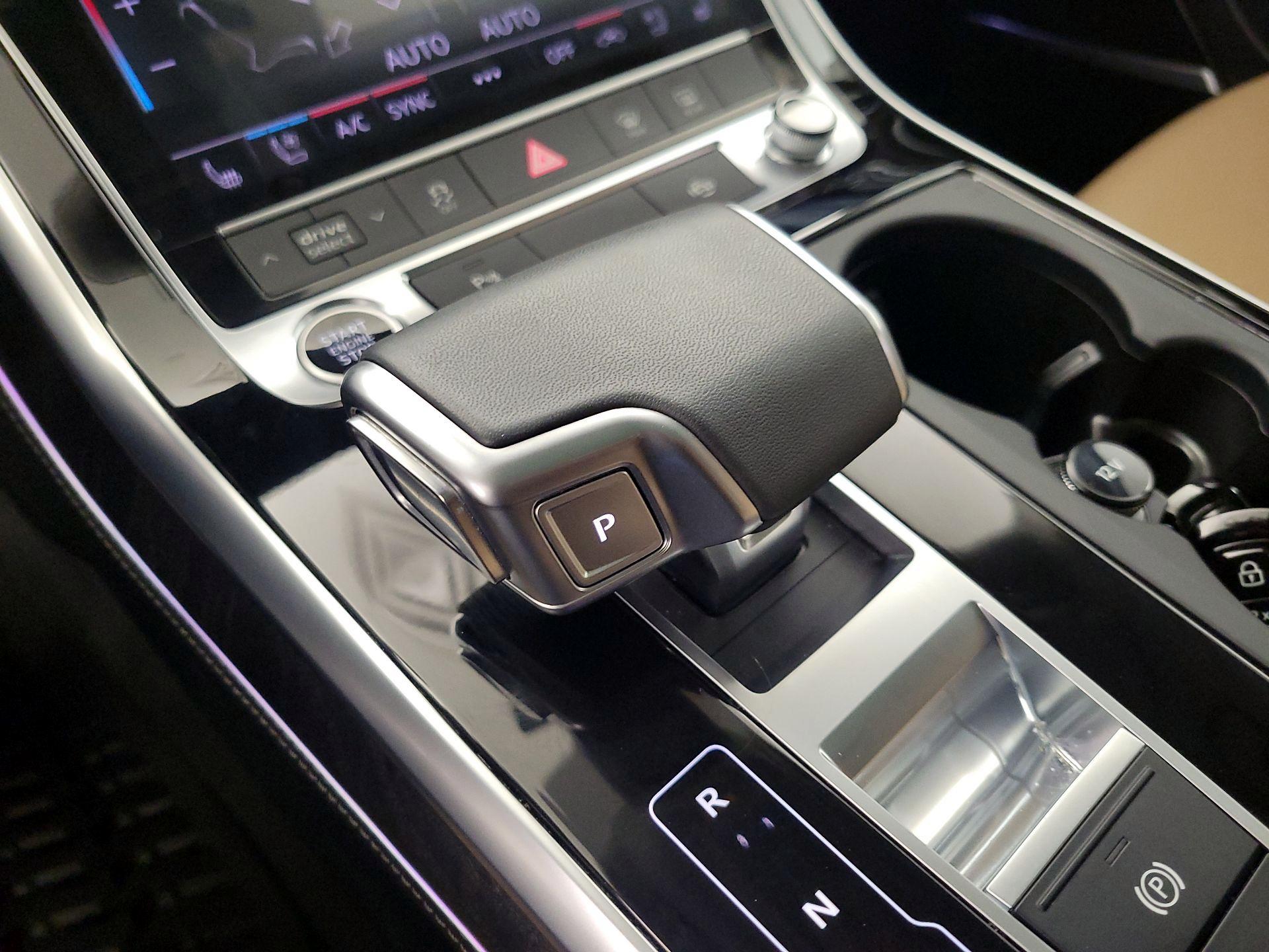 Thumbnail: 2025 Audi Q7 - 18