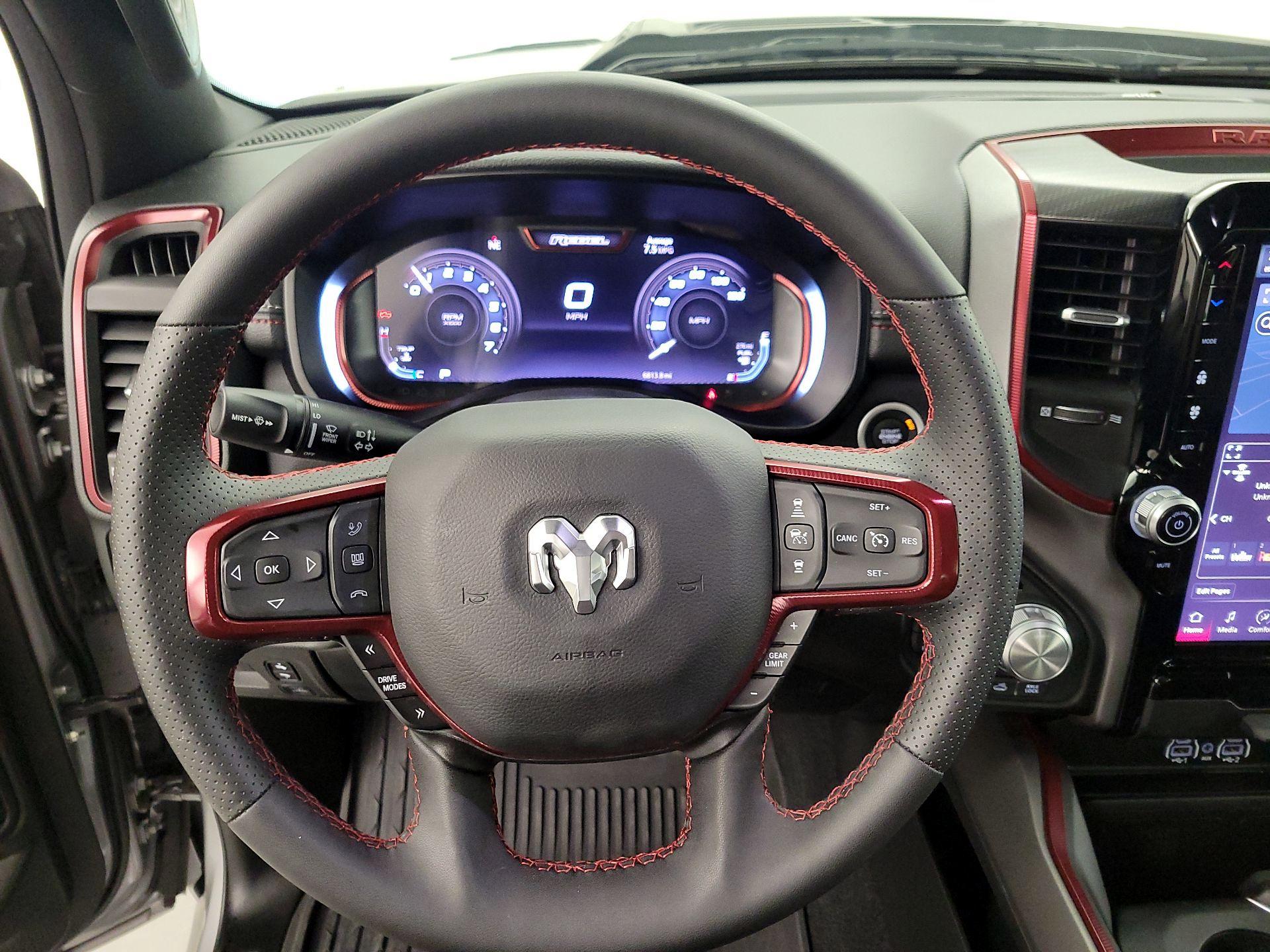 Thumbnail: 2025 RAM 1500 - 10
