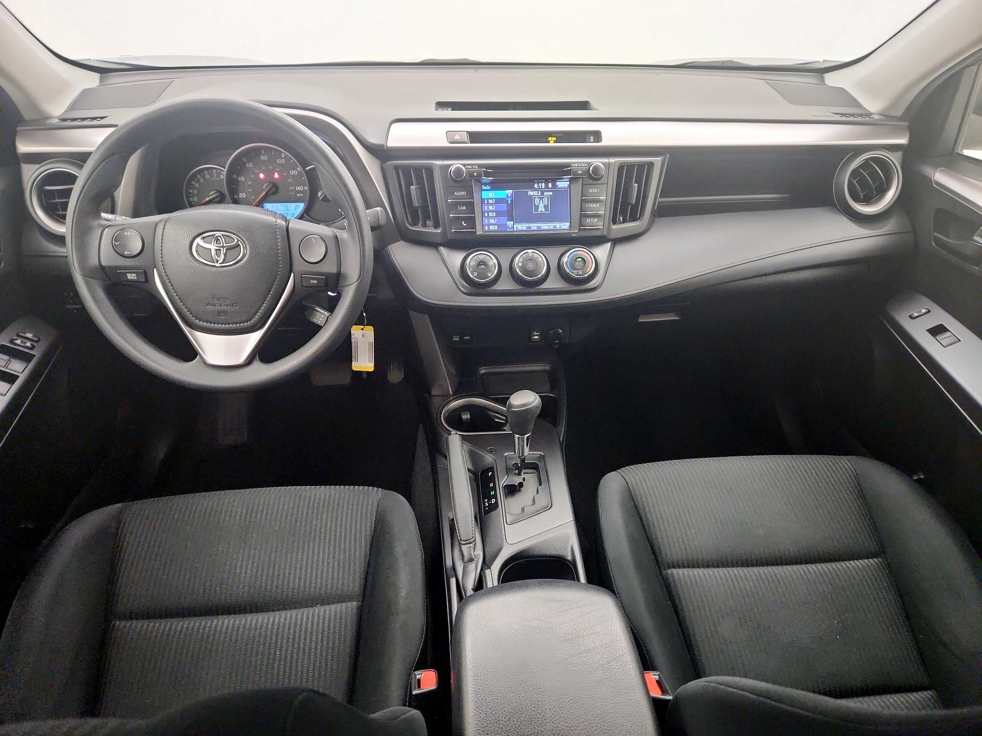 Thumbnail: 2016 Toyota RAV4 - 9