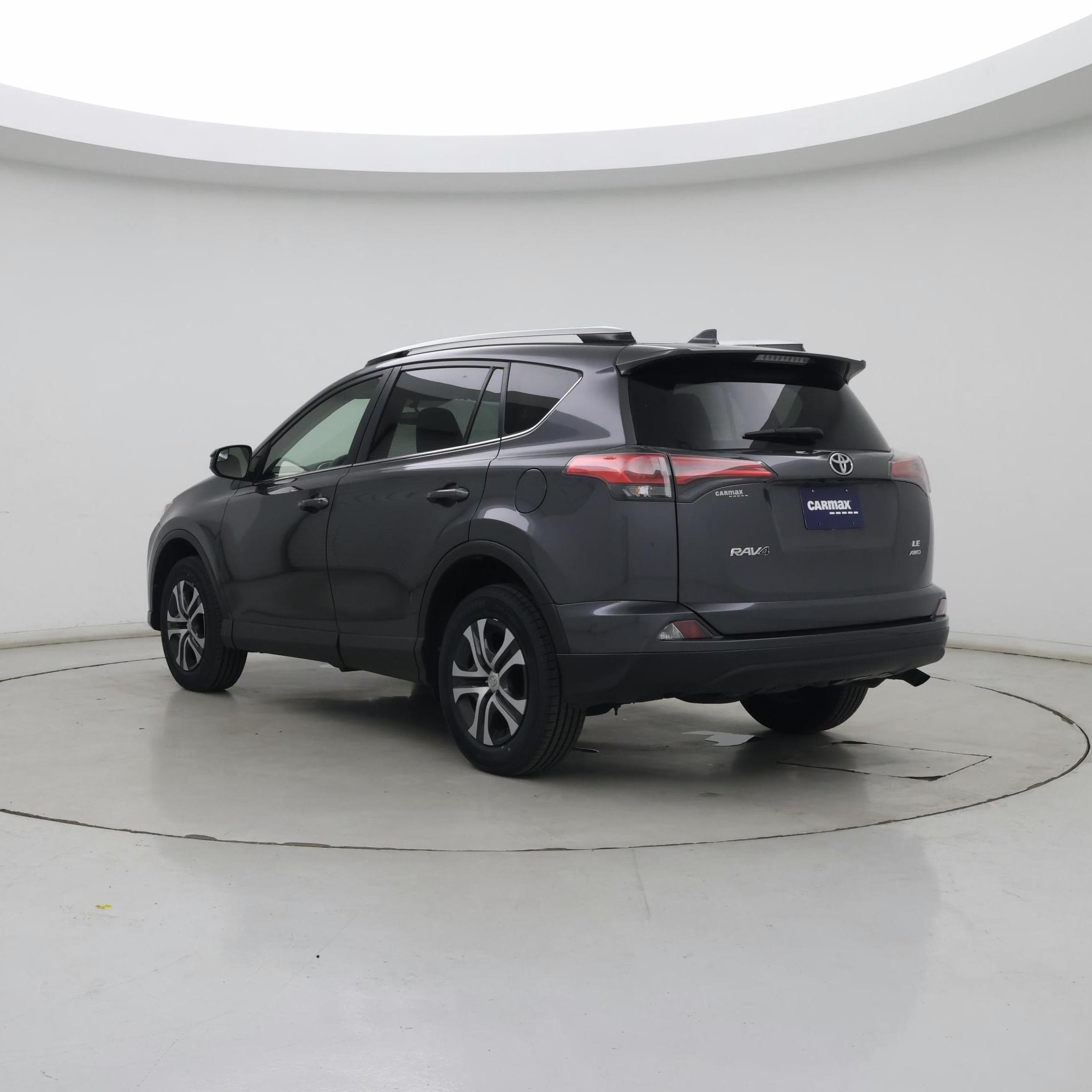 Thumbnail: 2016 Toyota RAV4 - 2