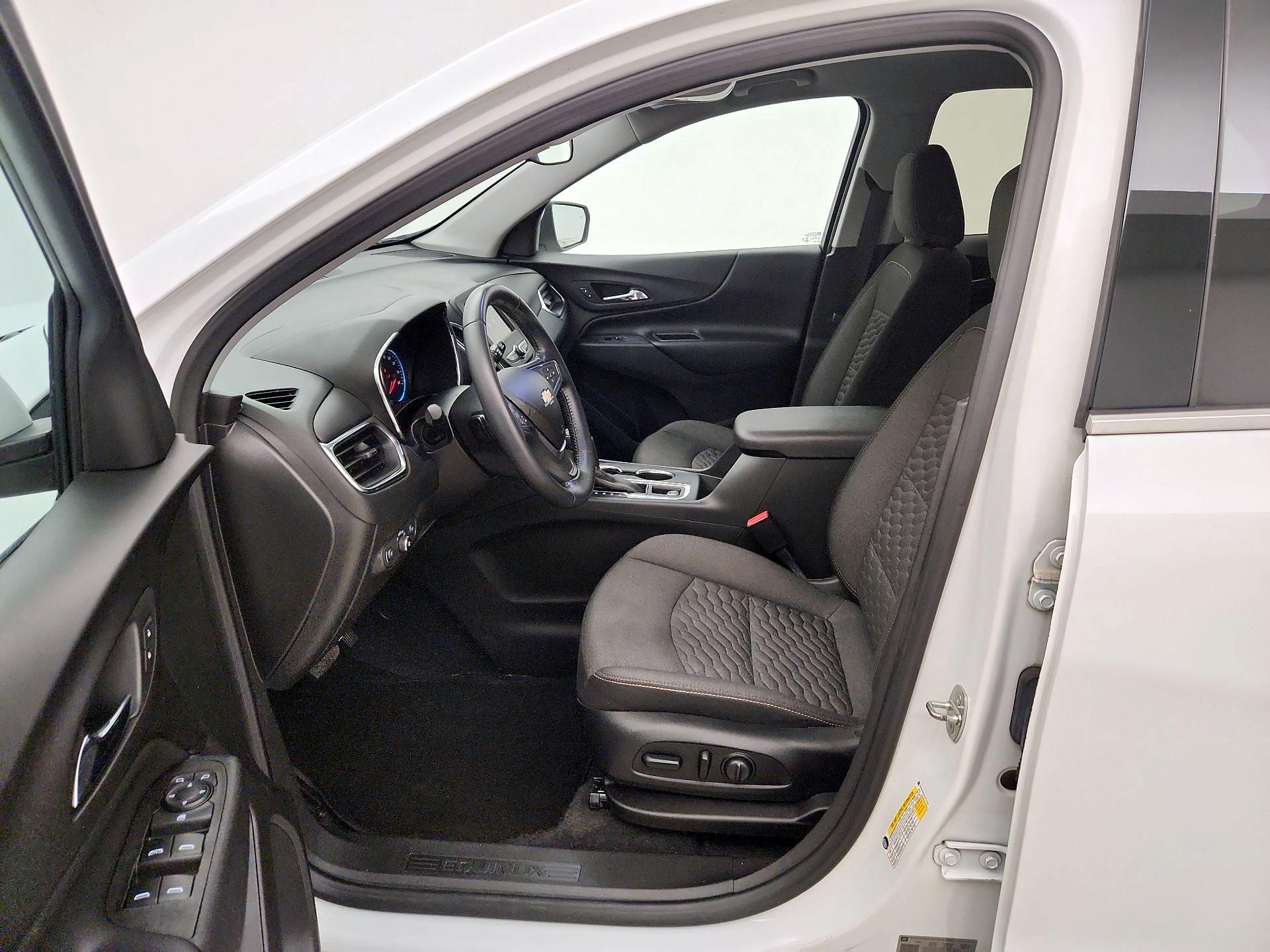 Thumbnail: 2020 Chevrolet Equinox - 11