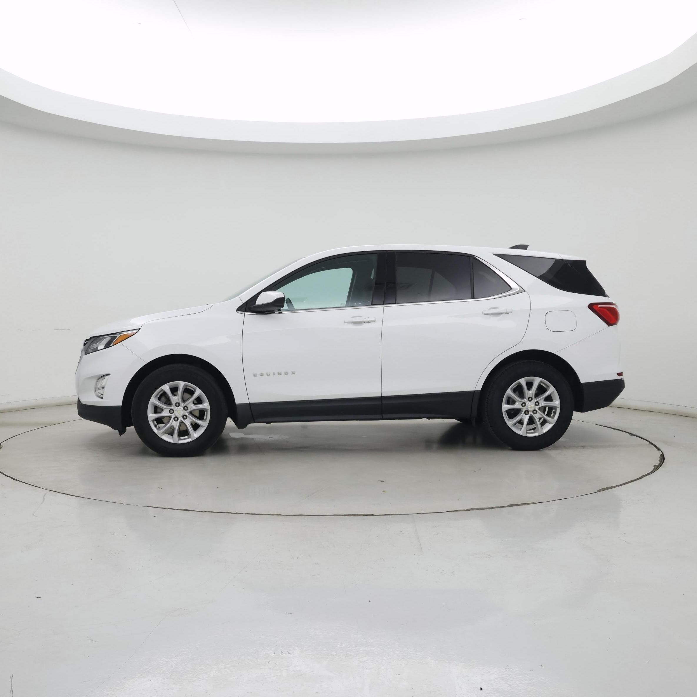 Thumbnail: 2020 Chevrolet Equinox - 3