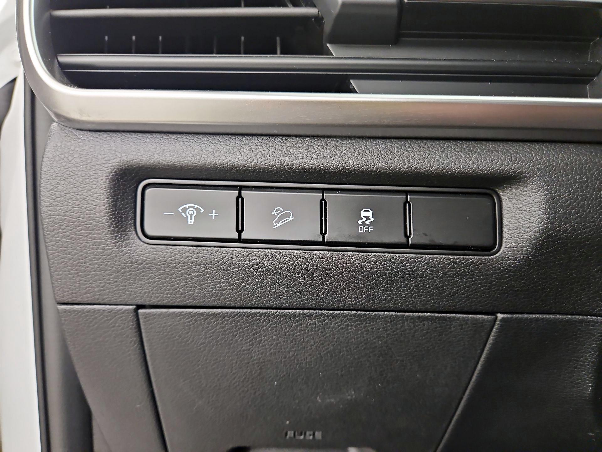 Thumbnail: 2024 Kia Telluride - 13