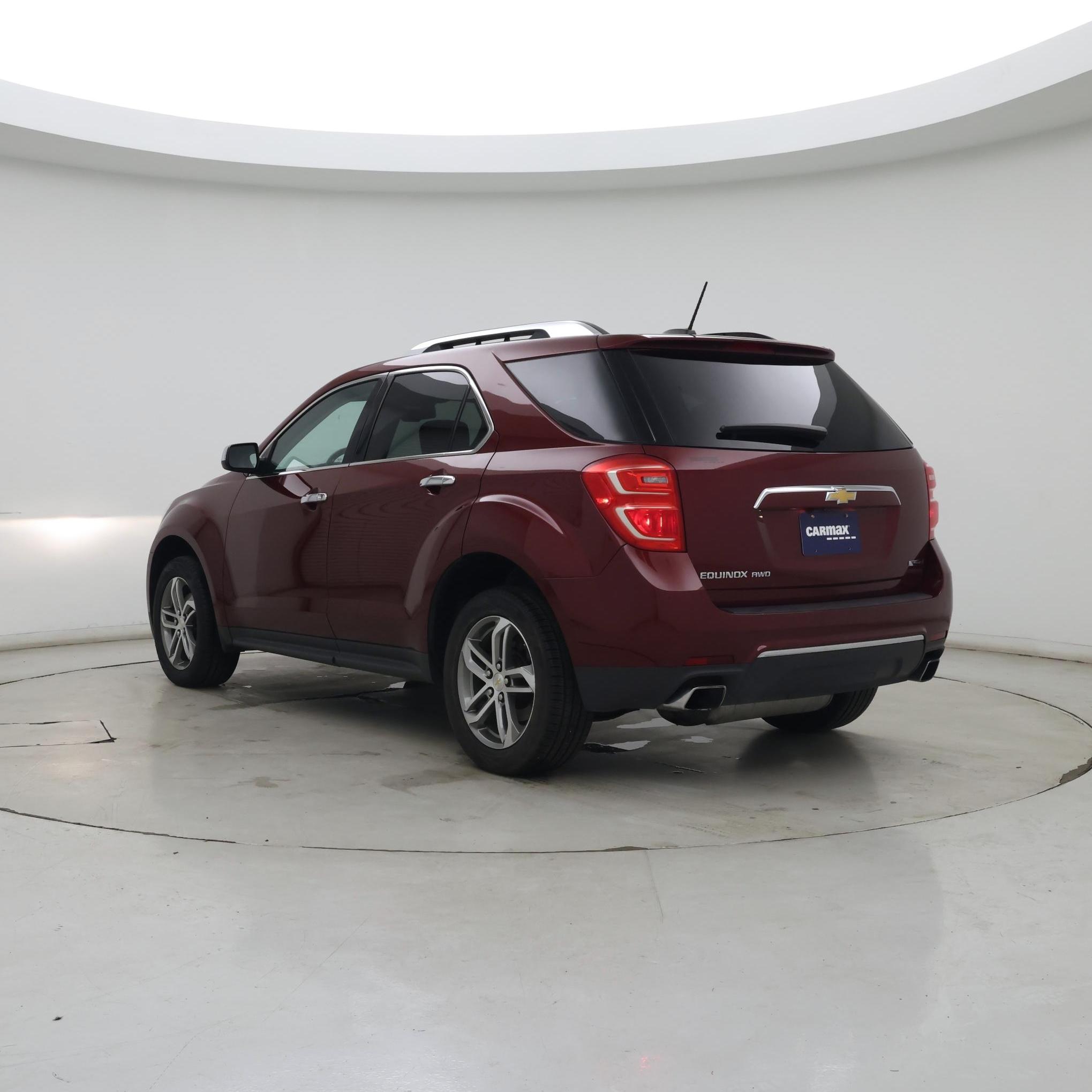 Thumbnail: 2017 Chevrolet Equinox - 2