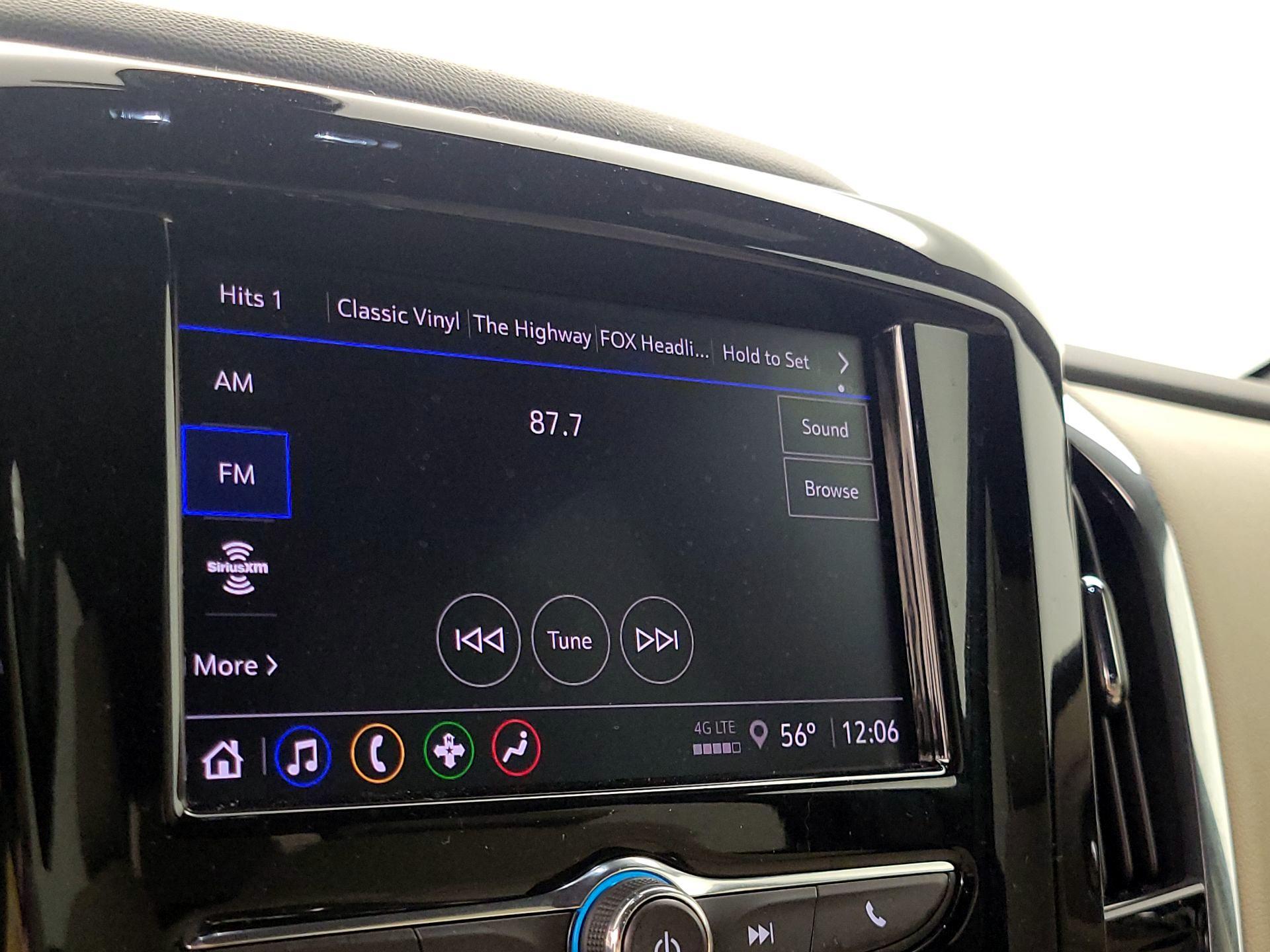 Thumbnail: 2023 Chevrolet Traverse - 15