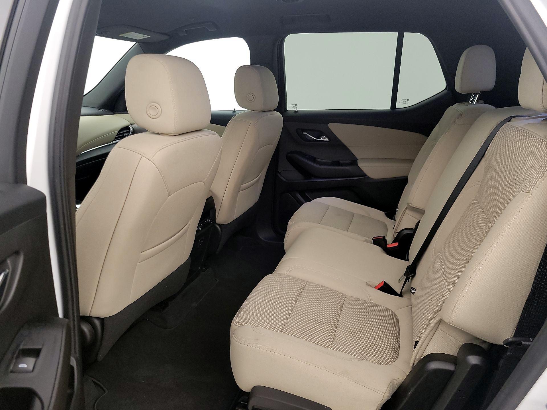 Thumbnail: 2023 Chevrolet Traverse - 19