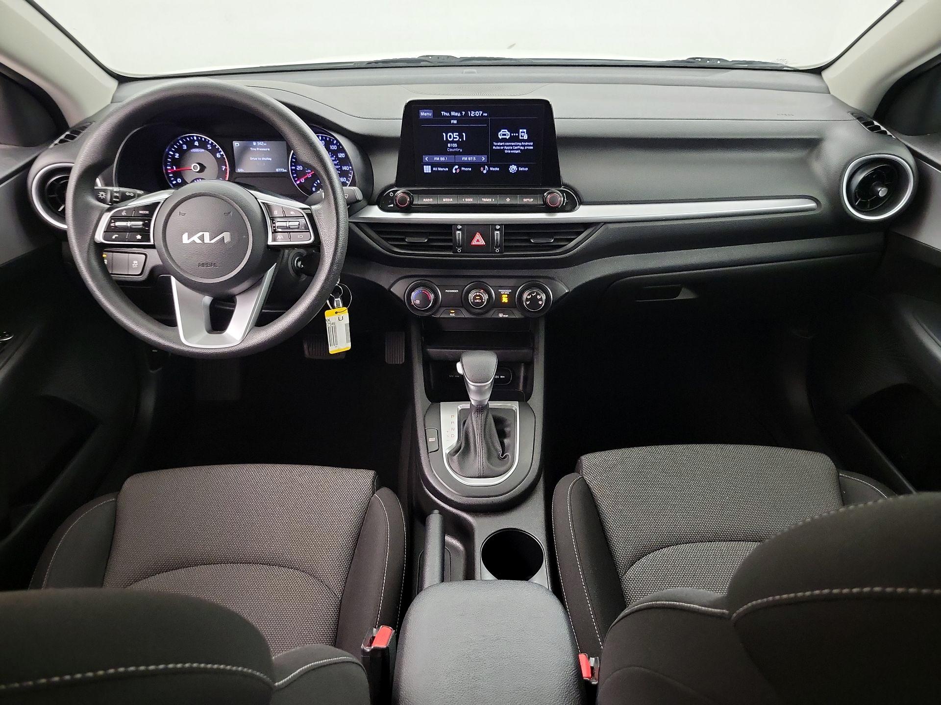 Thumbnail: 2023 Kia Forte - 9