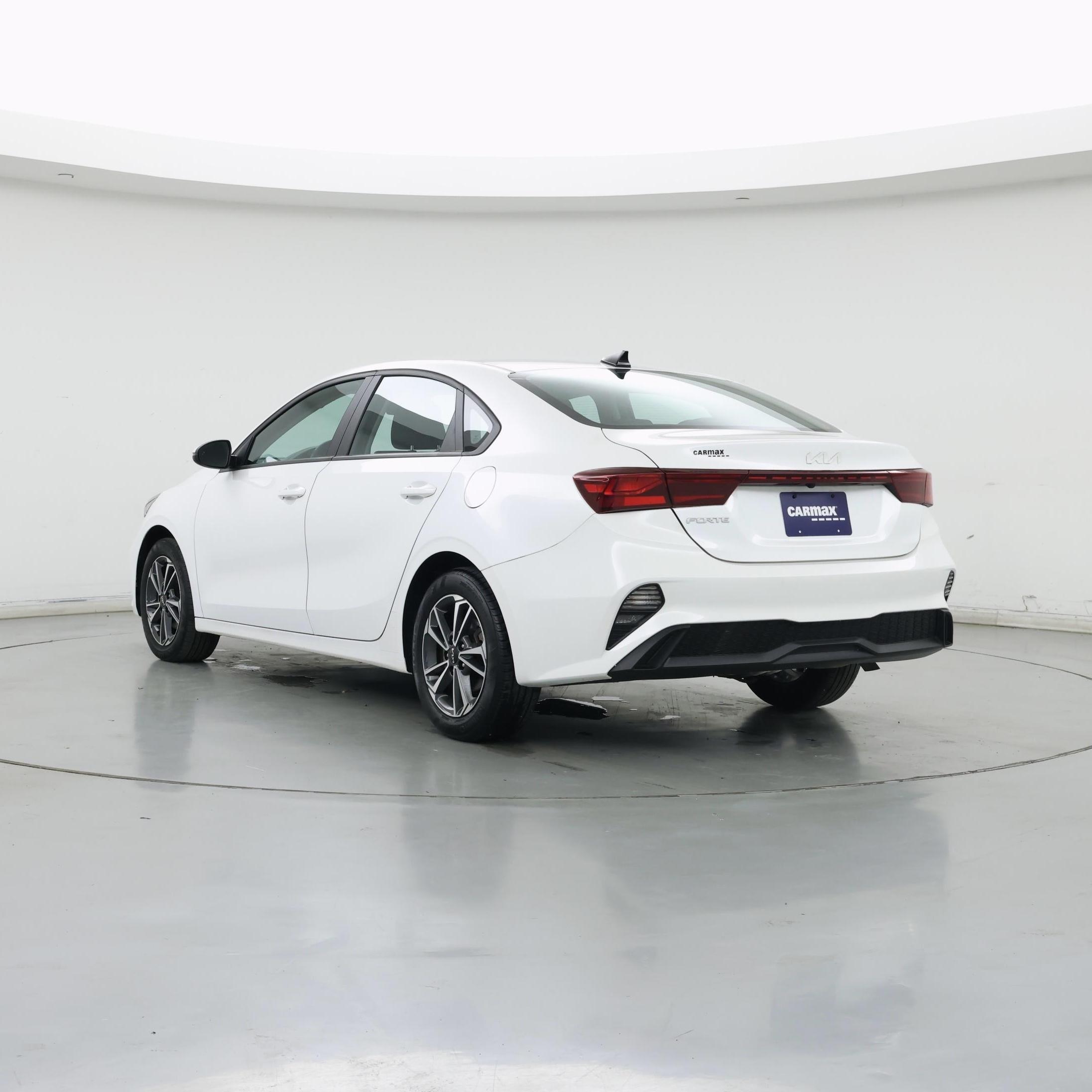 Thumbnail: 2023 Kia Forte - 2