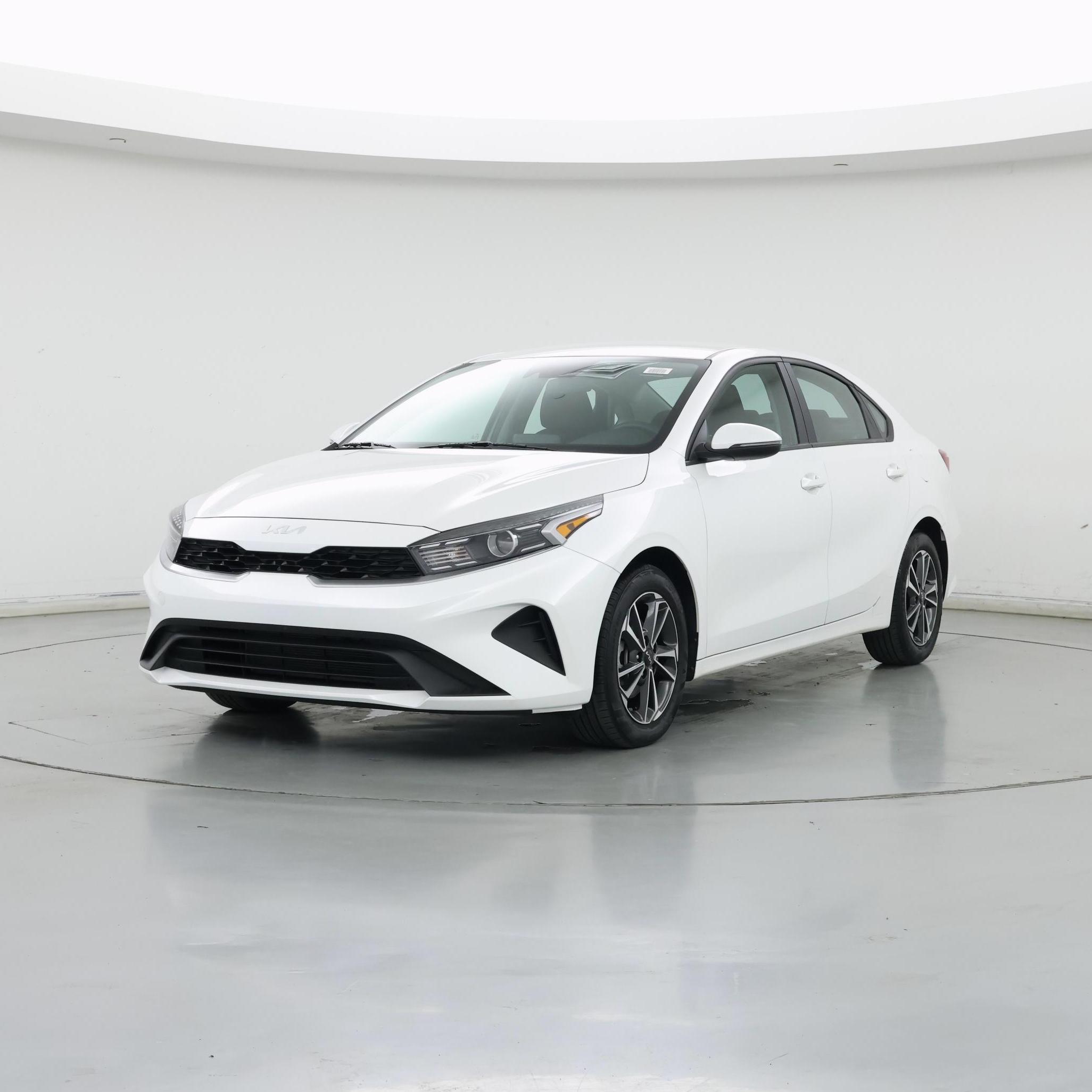 Thumbnail: 2023 Kia Forte - 4