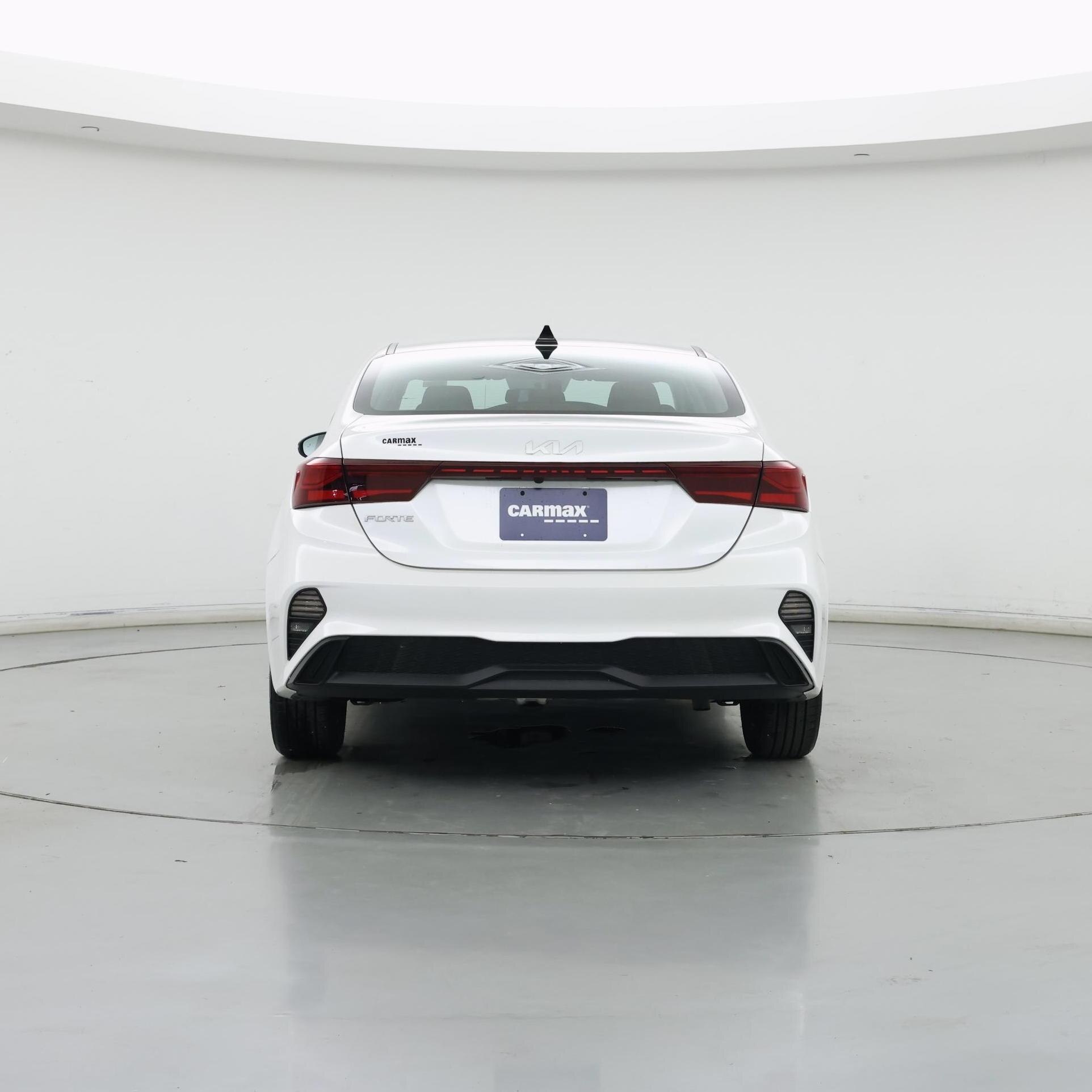 Thumbnail: 2023 Kia Forte - 6