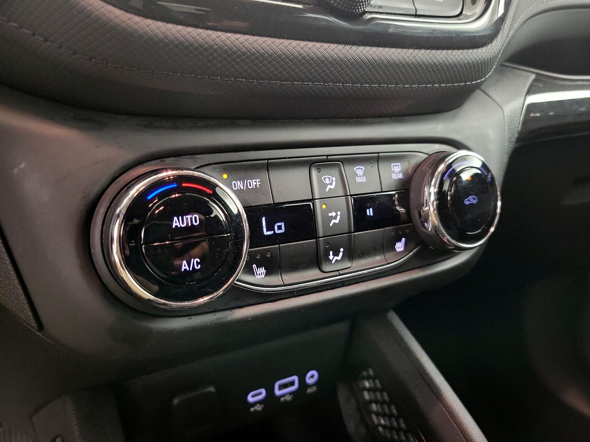 Thumbnail: 2021 Chevrolet TrailBlazer - 16