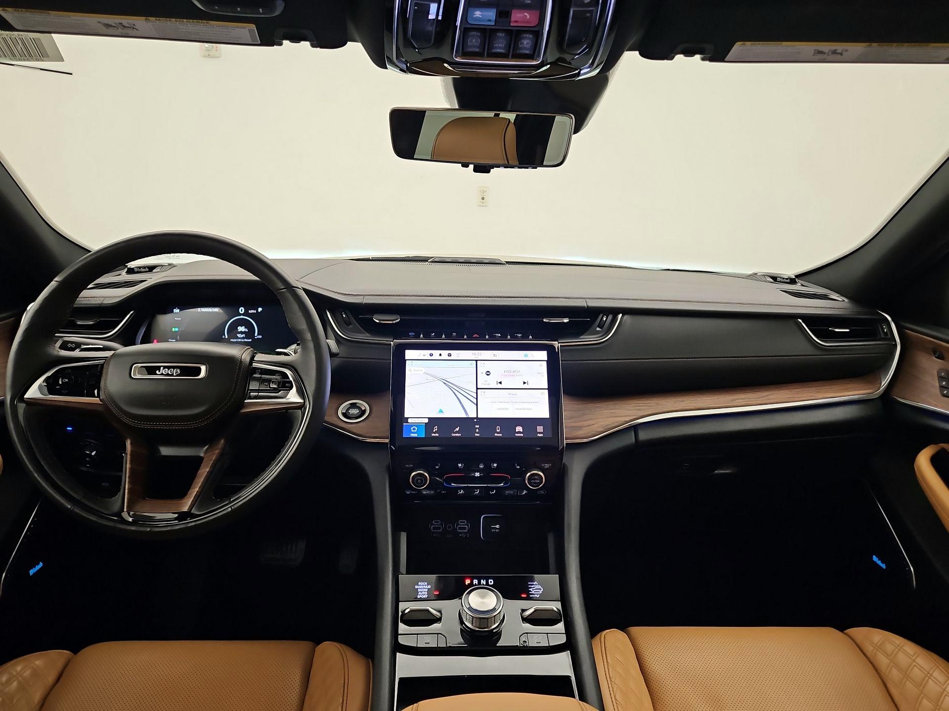Thumbnail: 2024 Jeep Grand Cherokee - 9