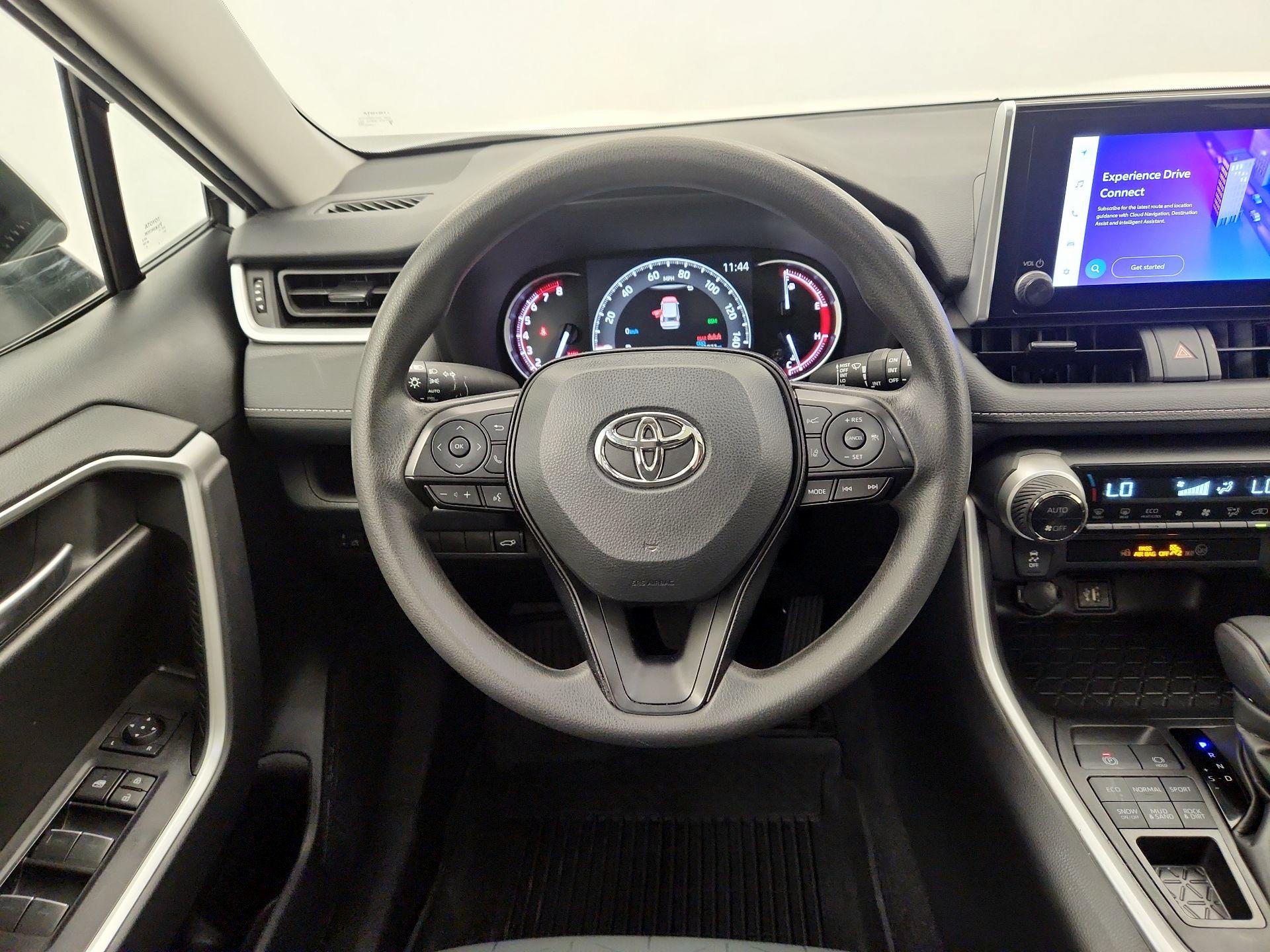 Thumbnail: 2024 Toyota RAV4 - 10