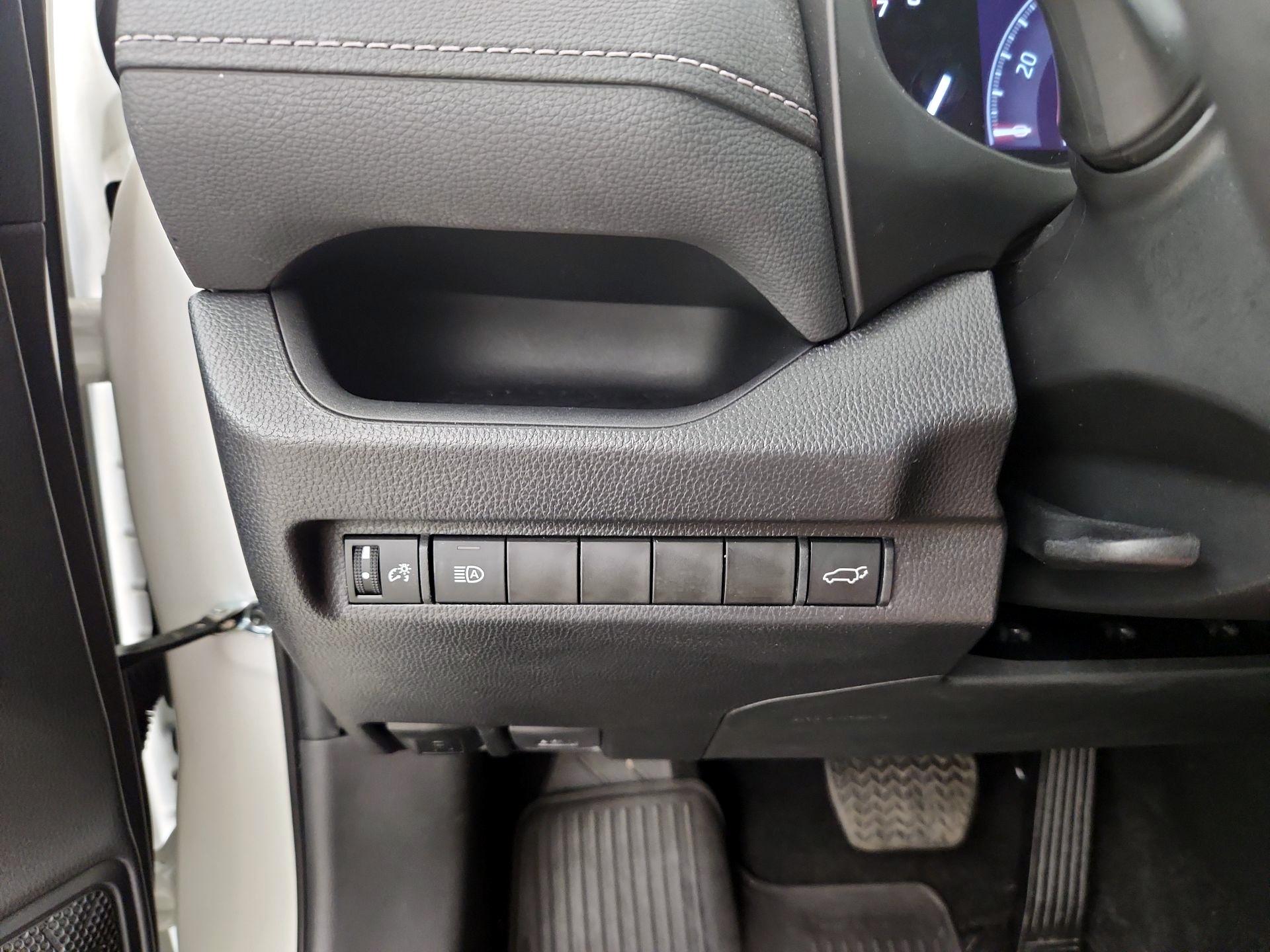 Thumbnail: 2024 Toyota RAV4 - 13