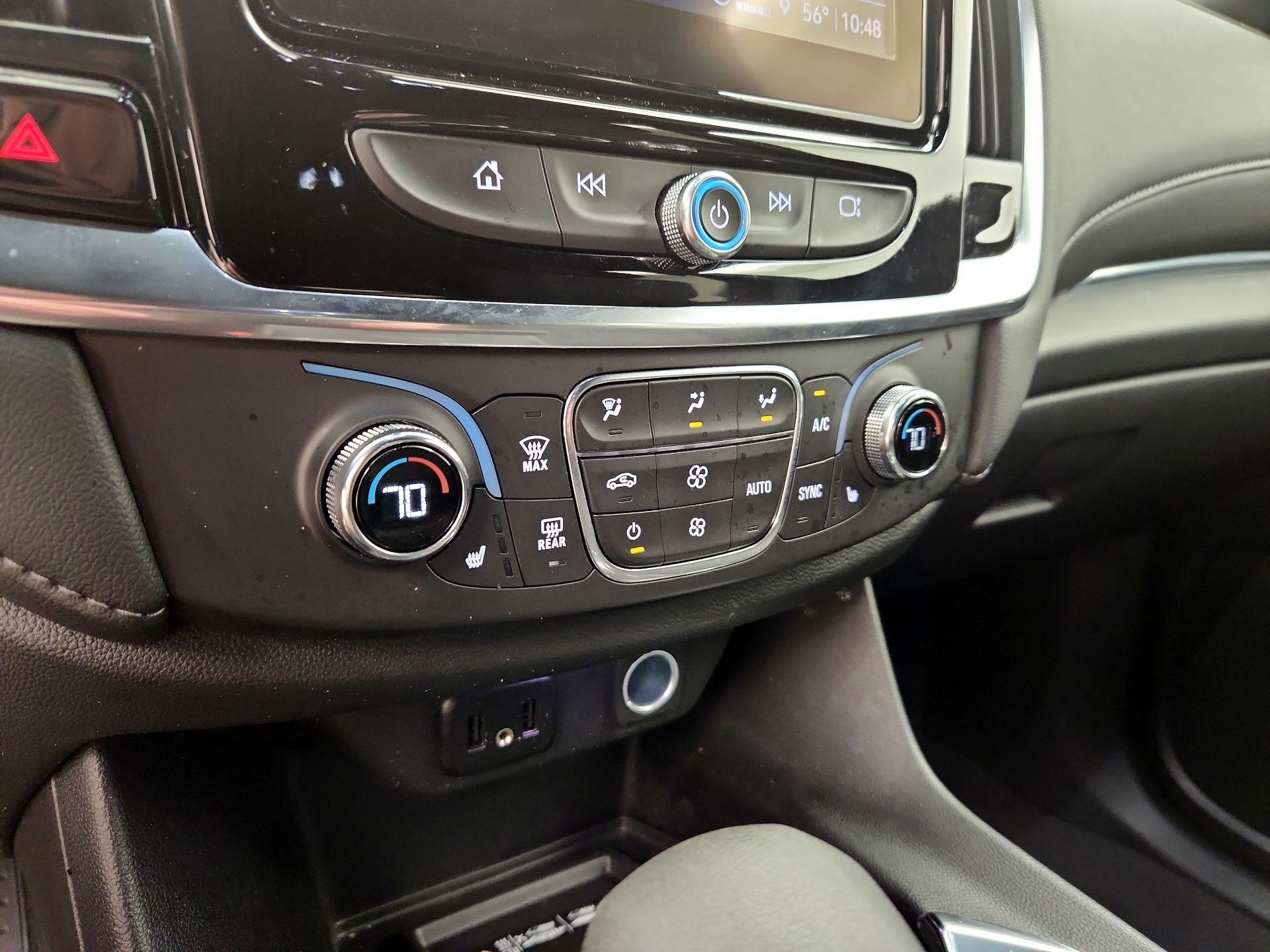 Thumbnail: 2023 Chevrolet Traverse - 16