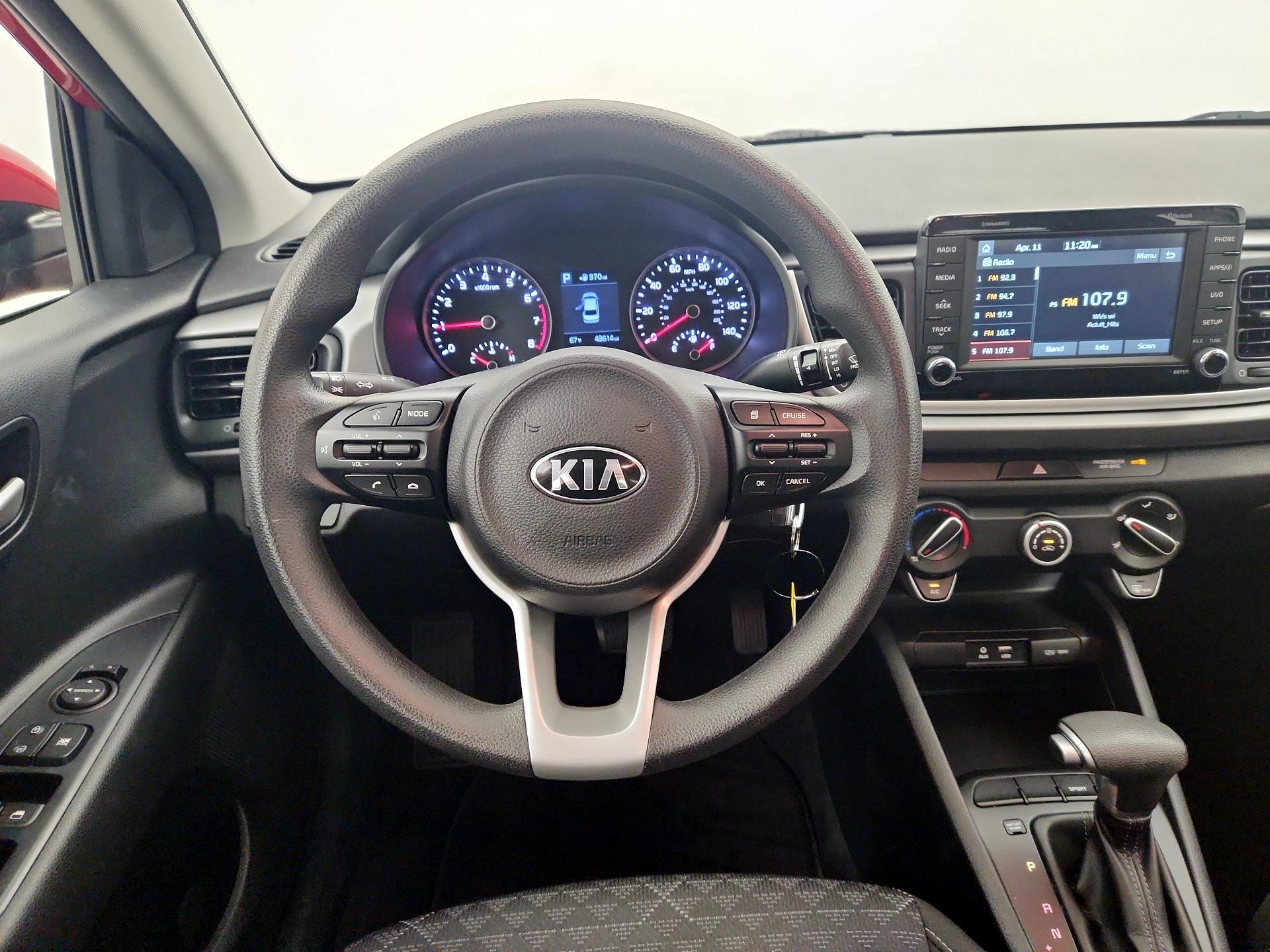 Thumbnail: 2020 Kia Rio - 10