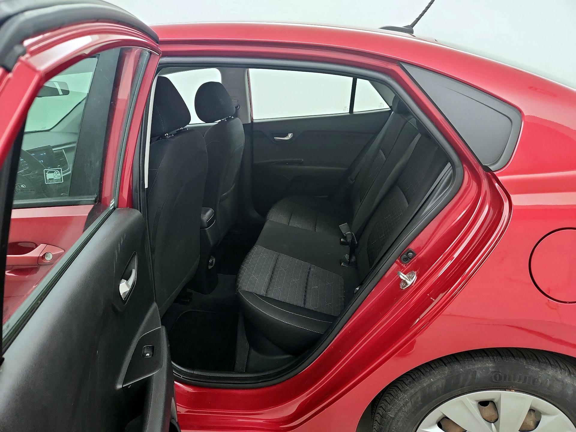 Thumbnail: 2020 Kia Rio - 19