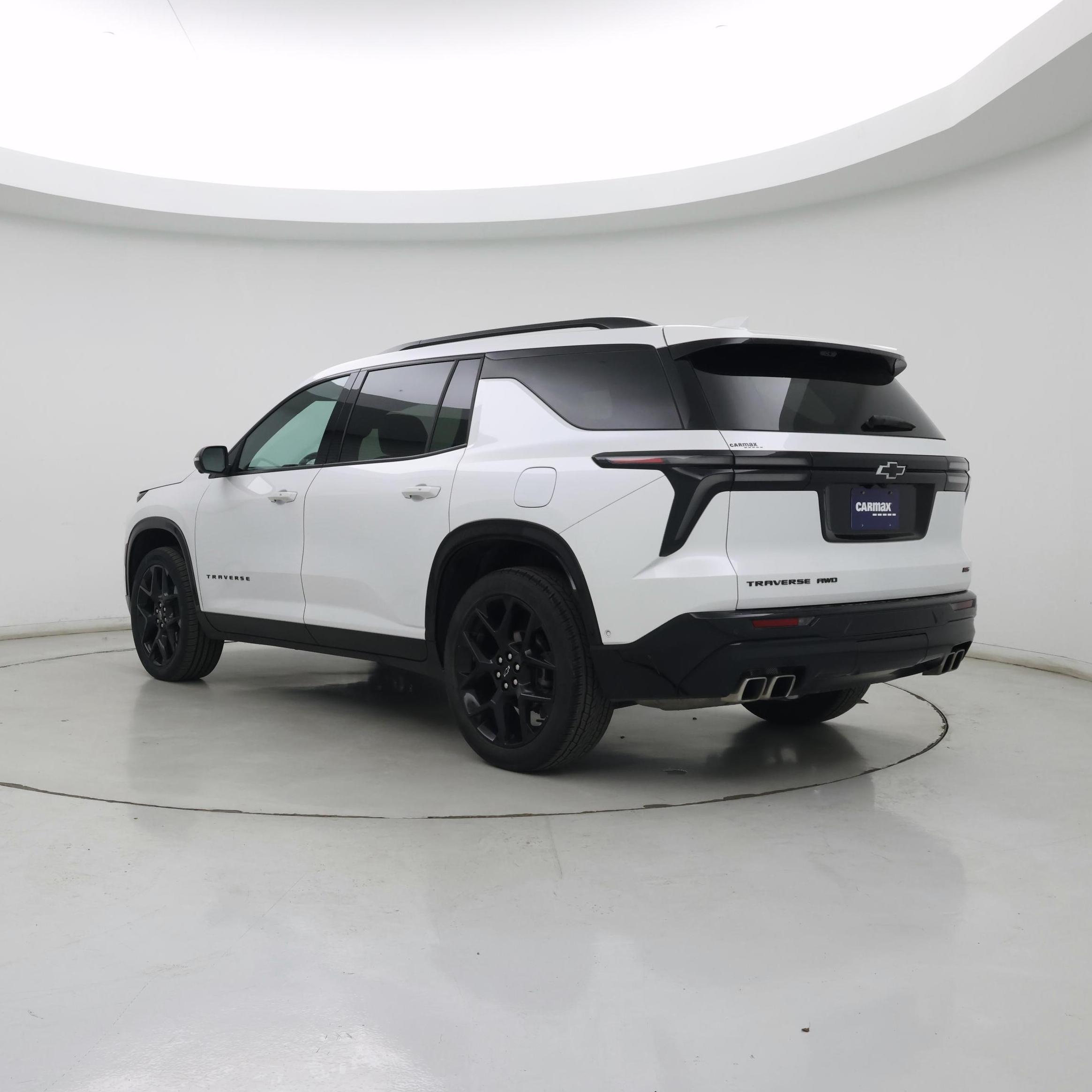 Thumbnail: 2024 Chevrolet Traverse - 2