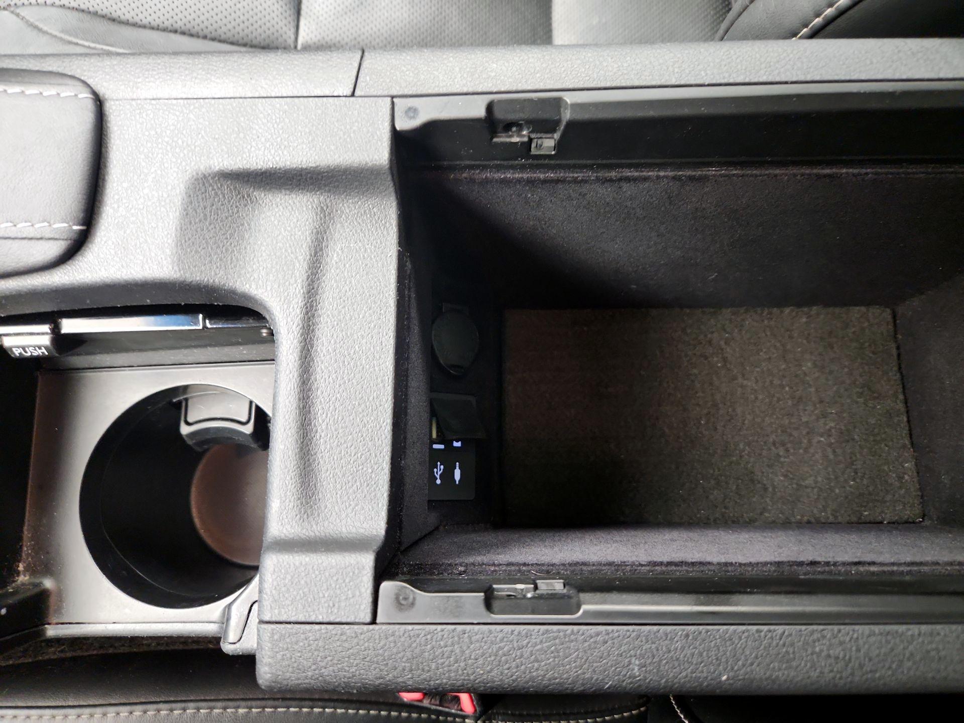 Thumbnail: 2014 Lexus ES - 19