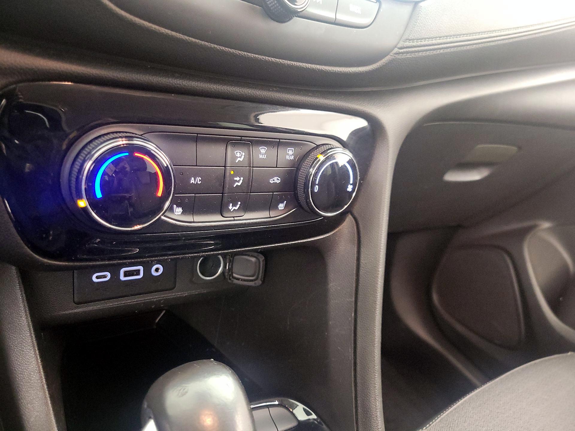 Thumbnail: 2020 Buick Encore GX - 16