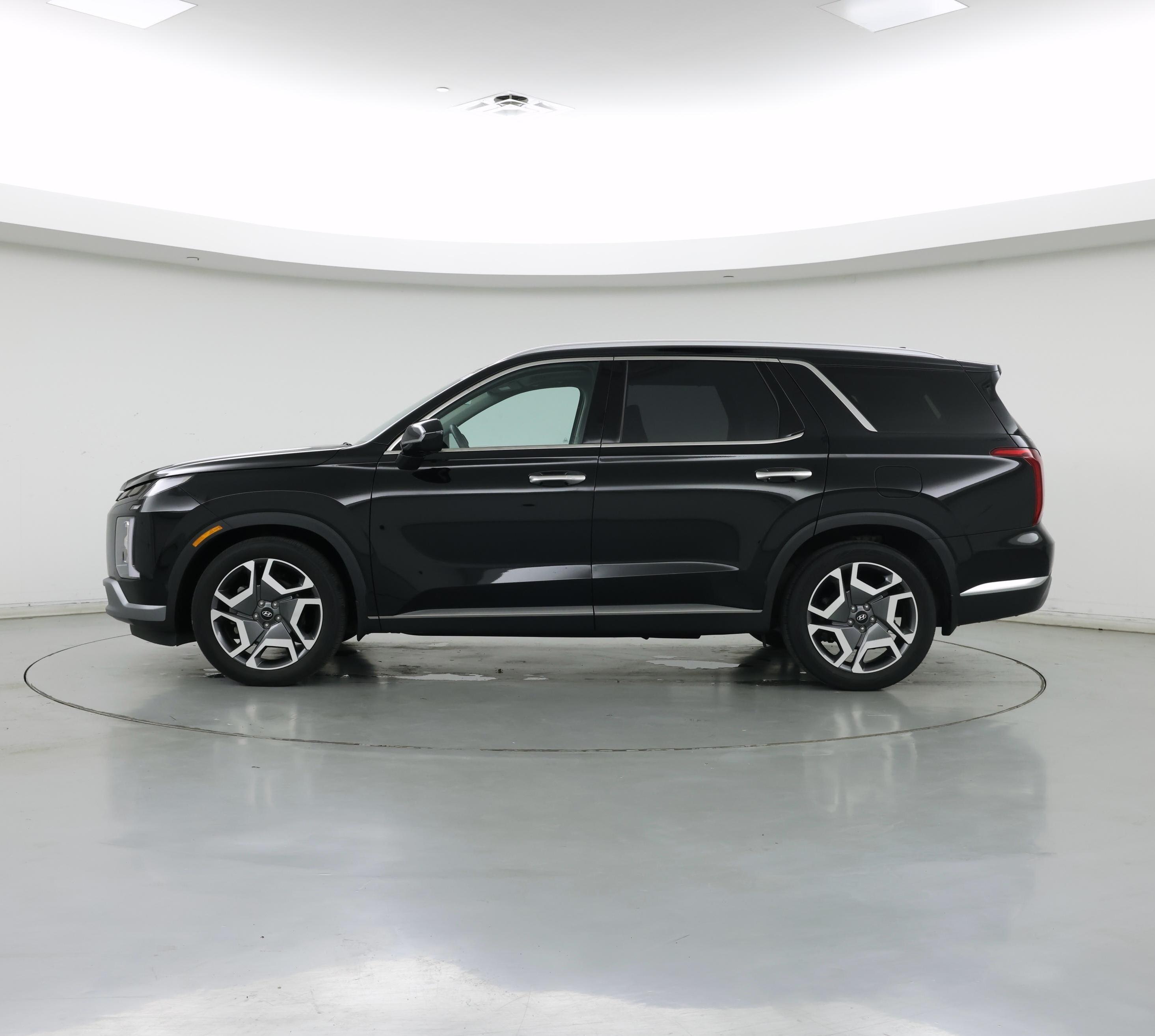Thumbnail: 2023 Hyundai Palisade - 3