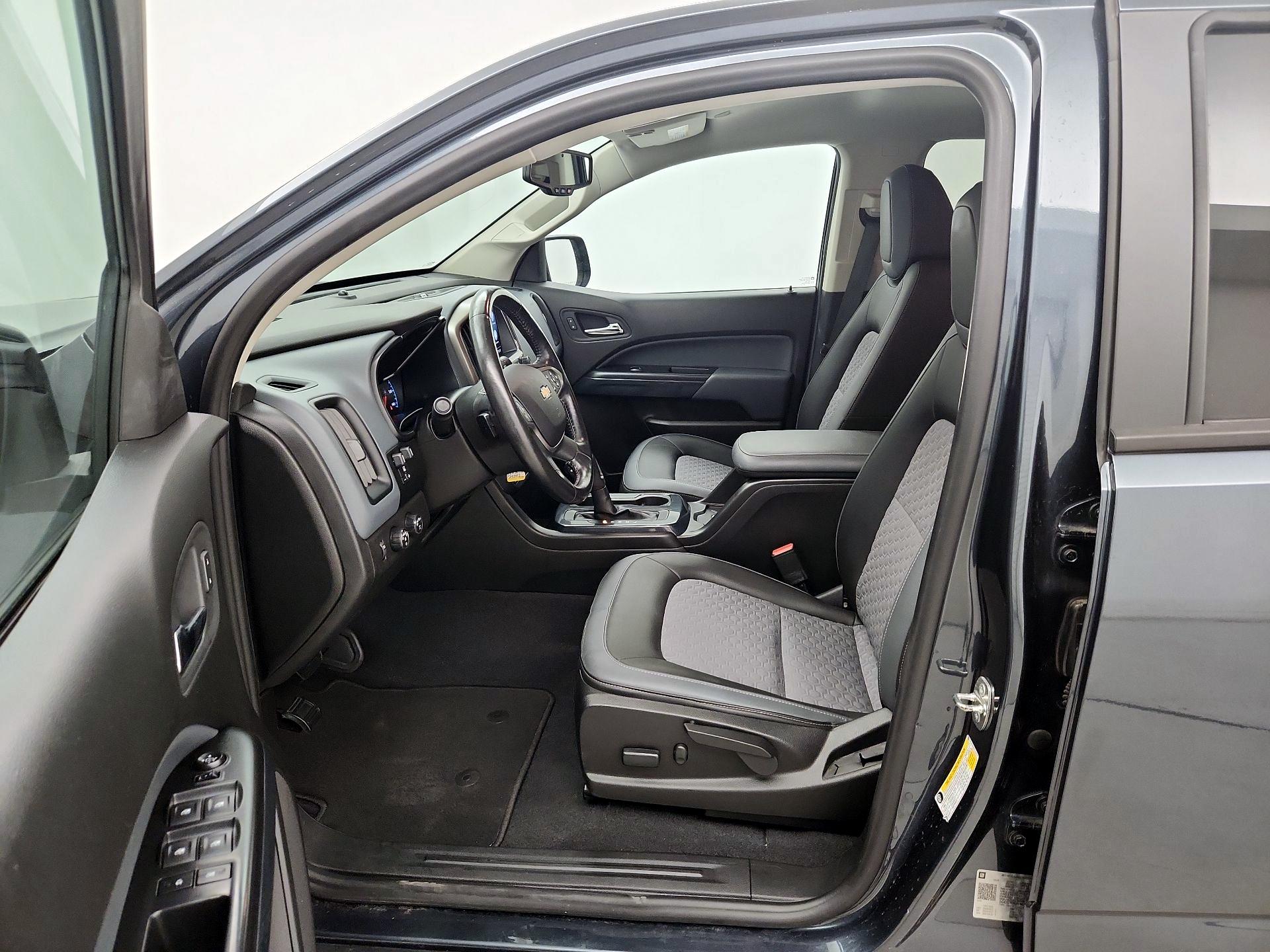Thumbnail: 2019 Chevrolet Colorado - 11