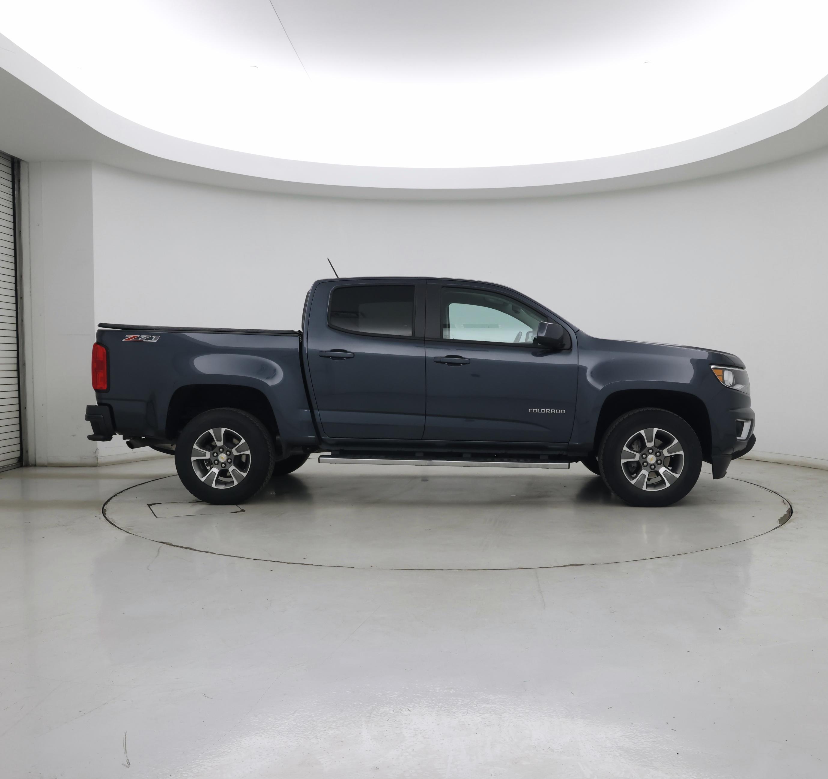 Thumbnail: 2019 Chevrolet Colorado - 7