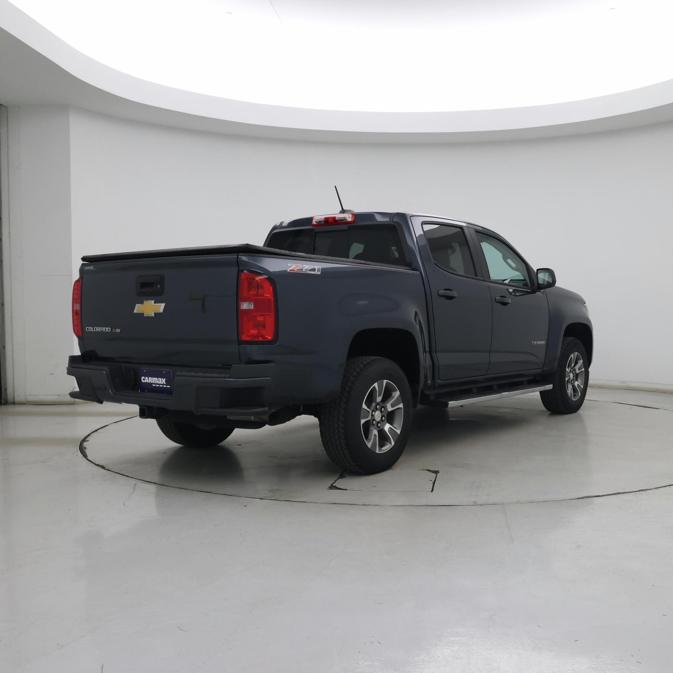 Thumbnail: 2019 Chevrolet Colorado - 8