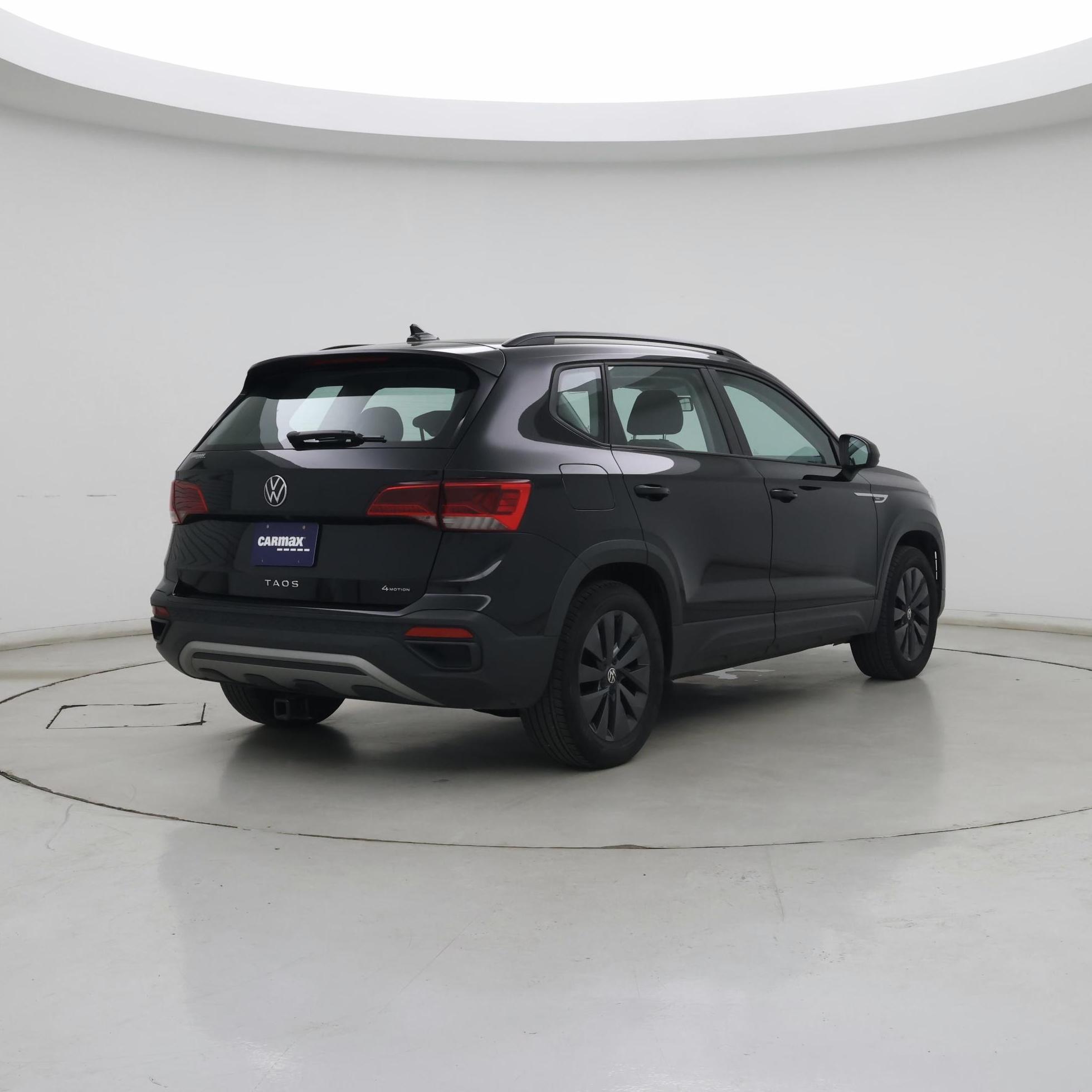 Thumbnail: 2022 Volkswagen Taos - 8