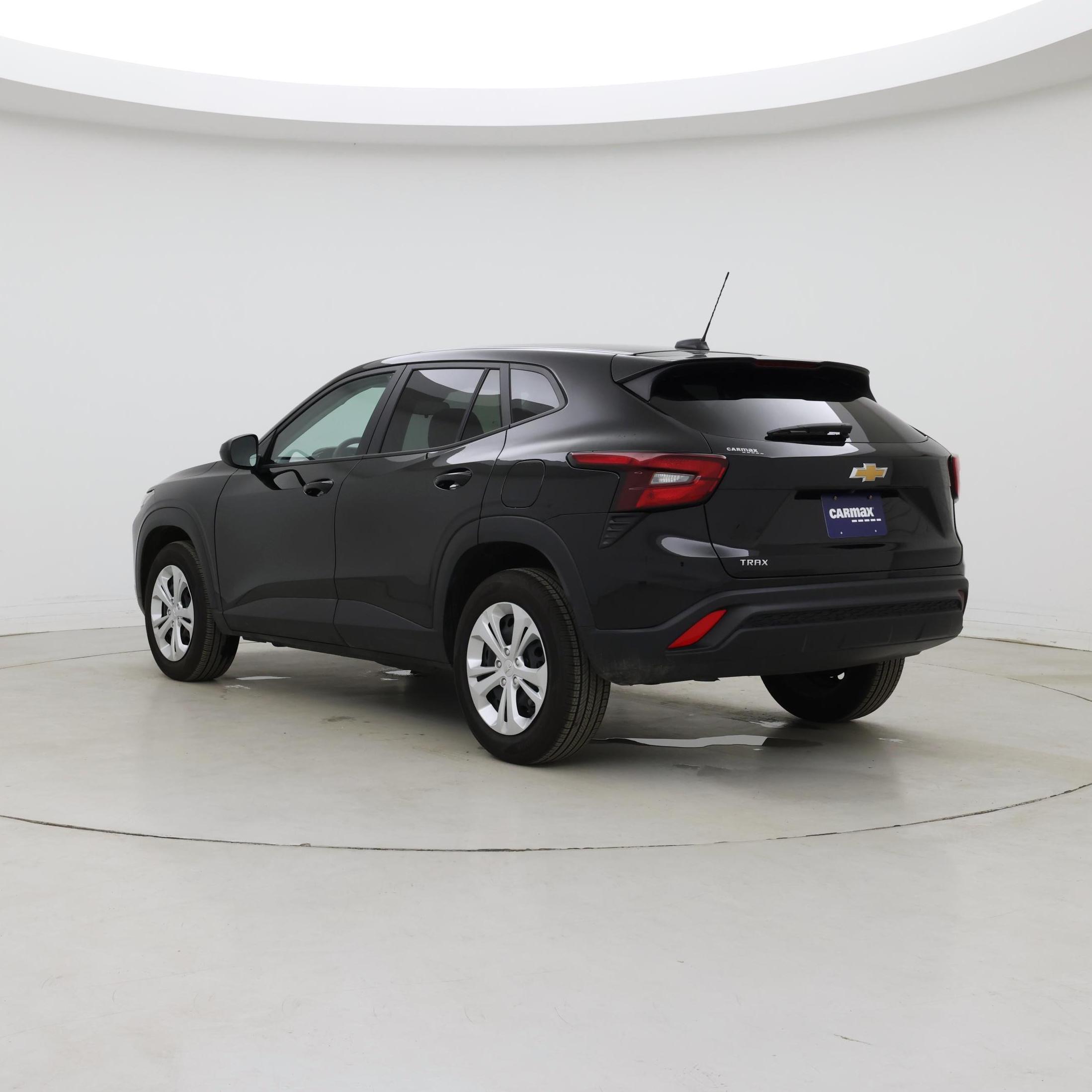 Thumbnail: 2025 Chevrolet Trax - 2